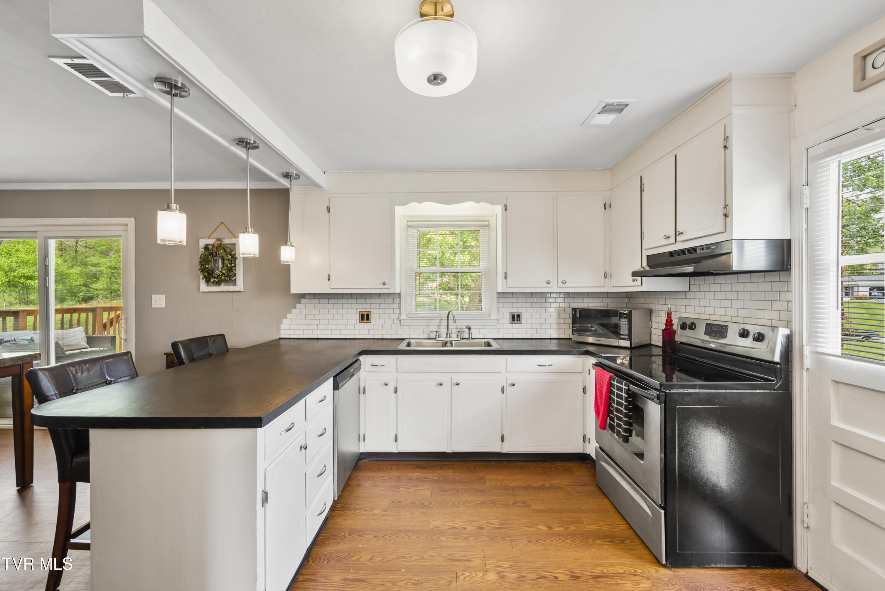 7357 White Pine Circle