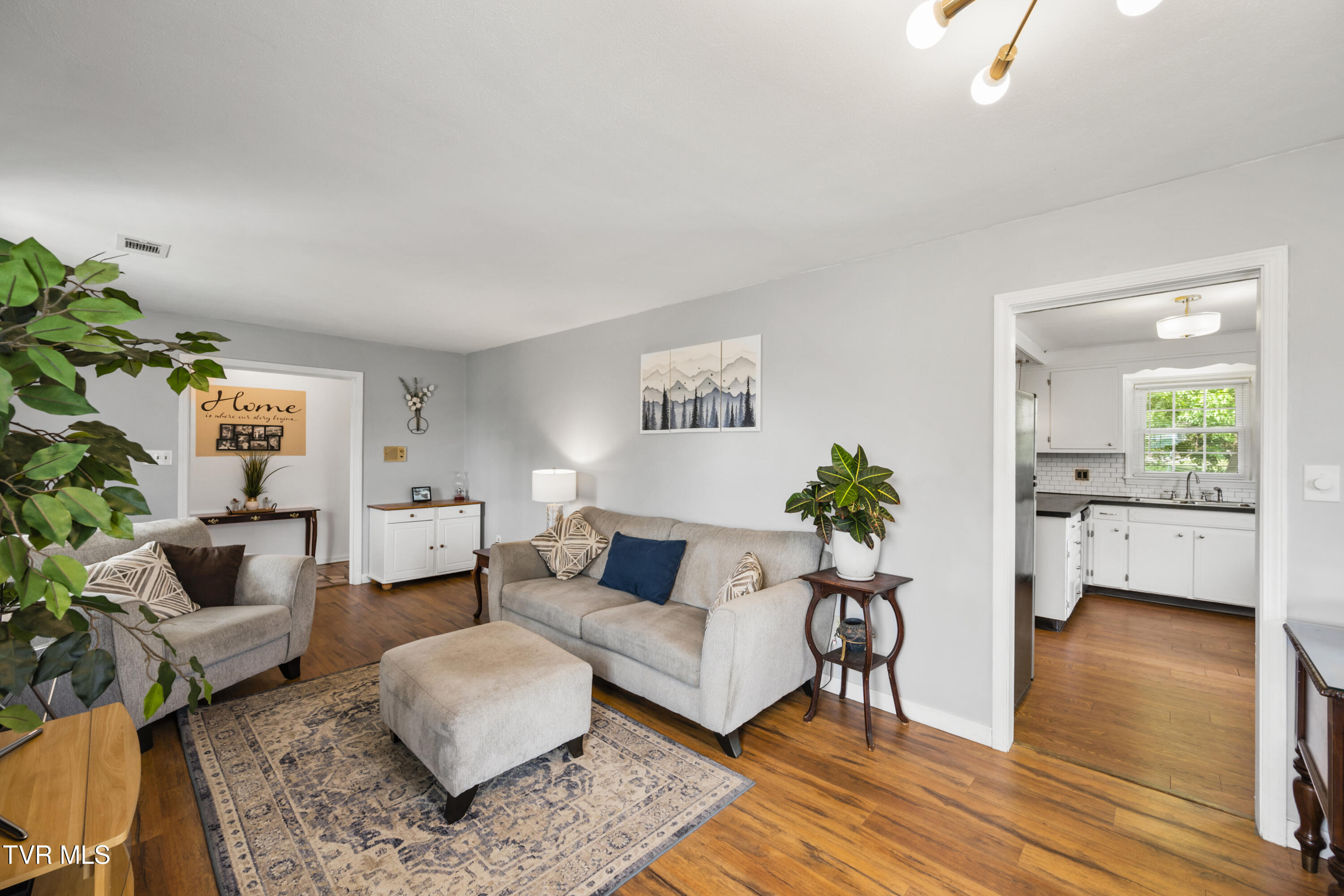 7357 White Pine Circle