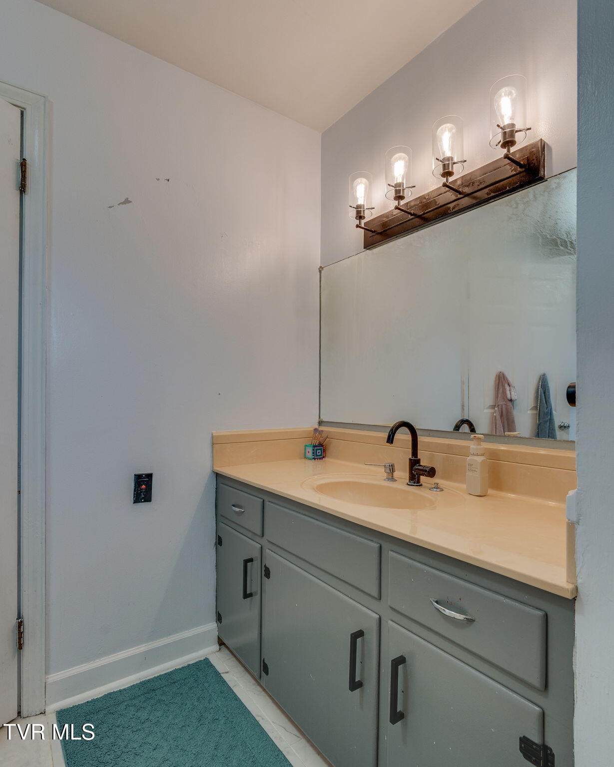 200 Windy Hills Drive