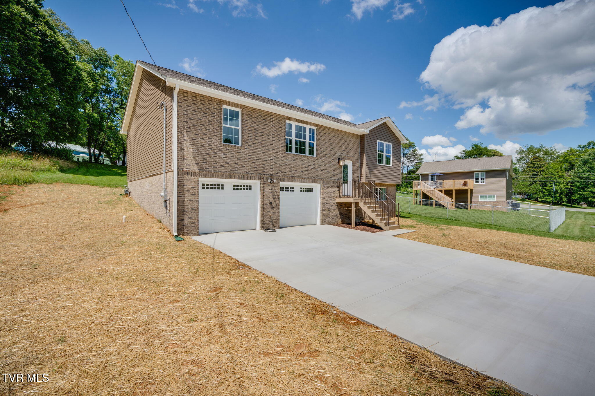 108 Hunters Run Lane