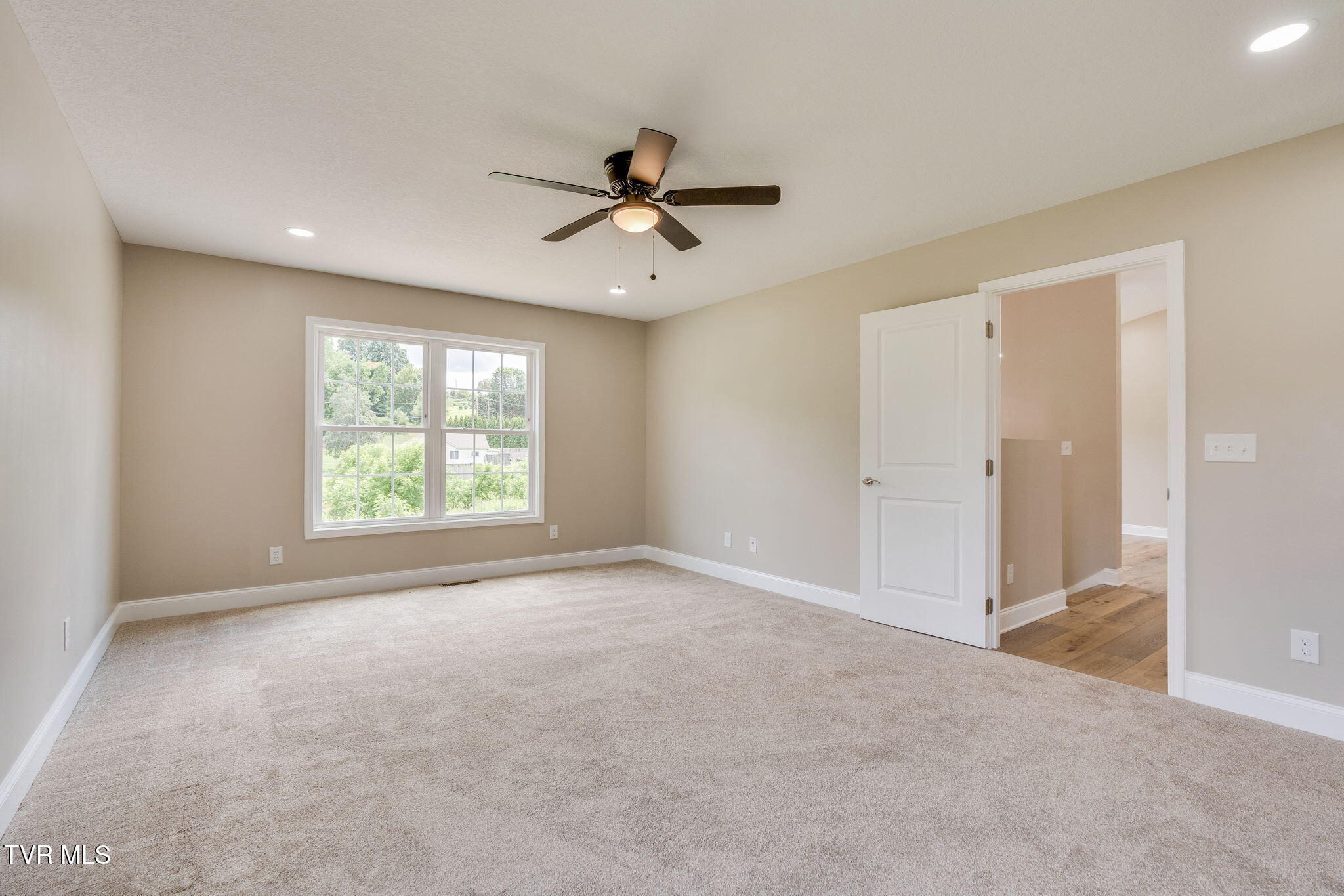 108 Hunters Run Lane