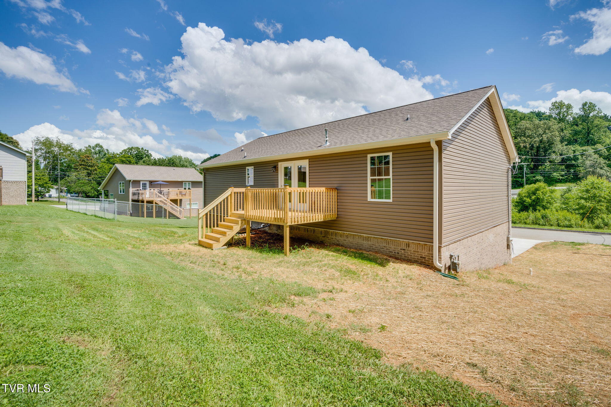 108 Hunters Run Lane