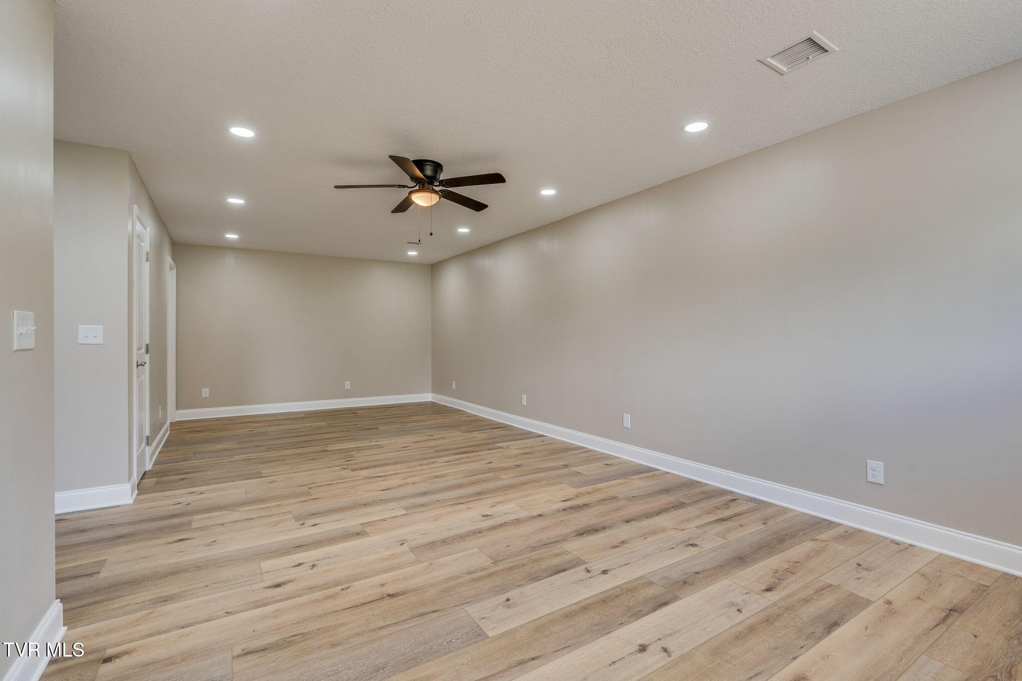 108 Hunters Run Lane