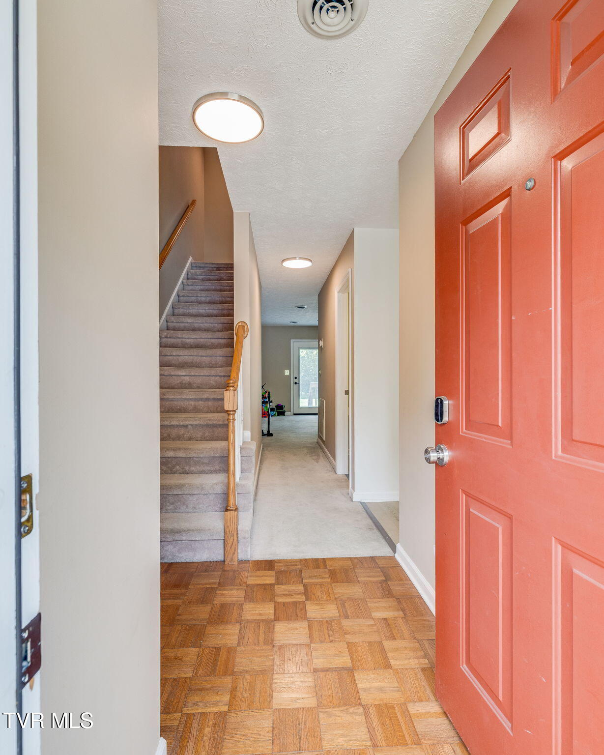 461 Eastley Court, 5