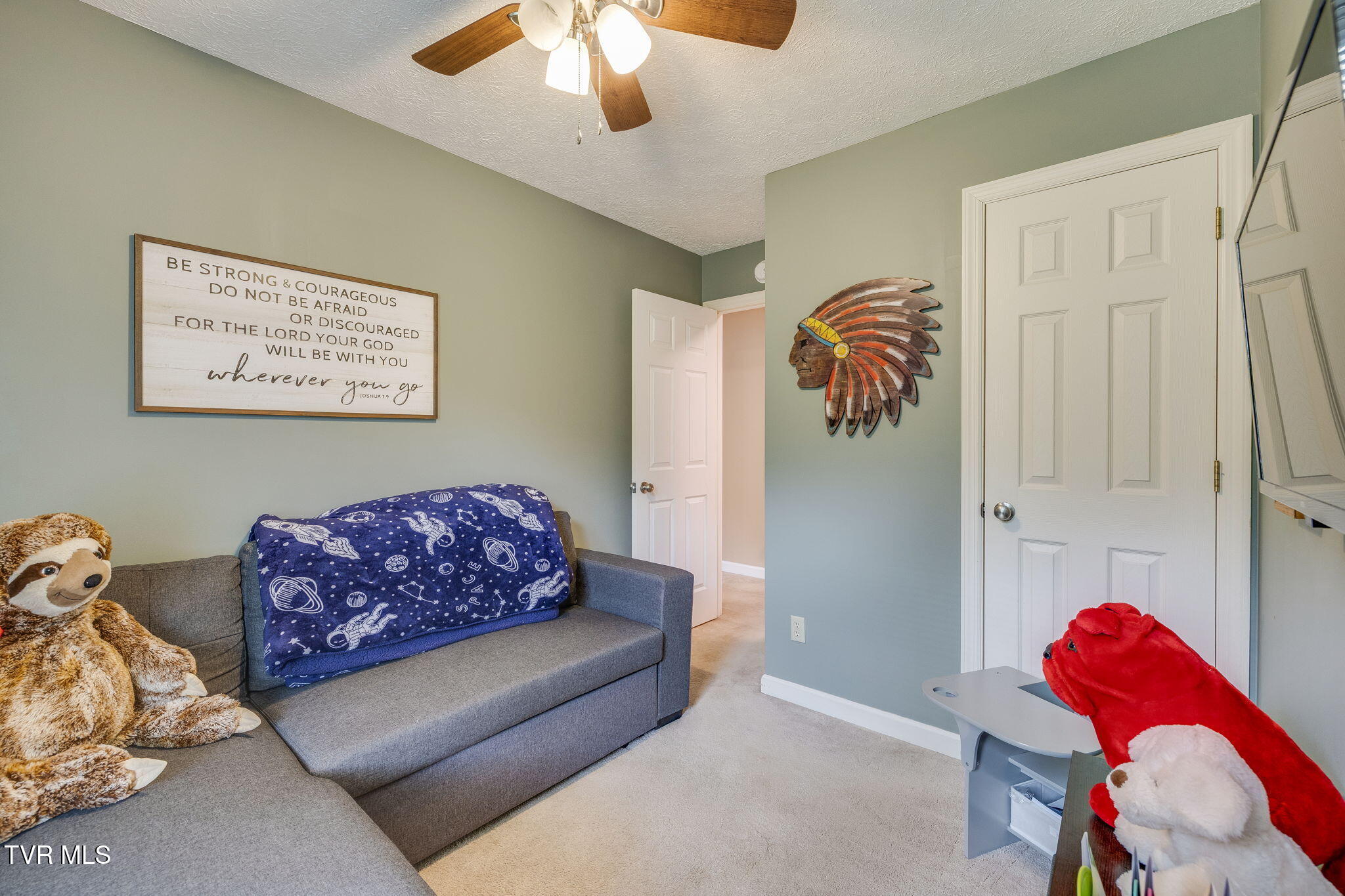 461 Eastley Court, 5