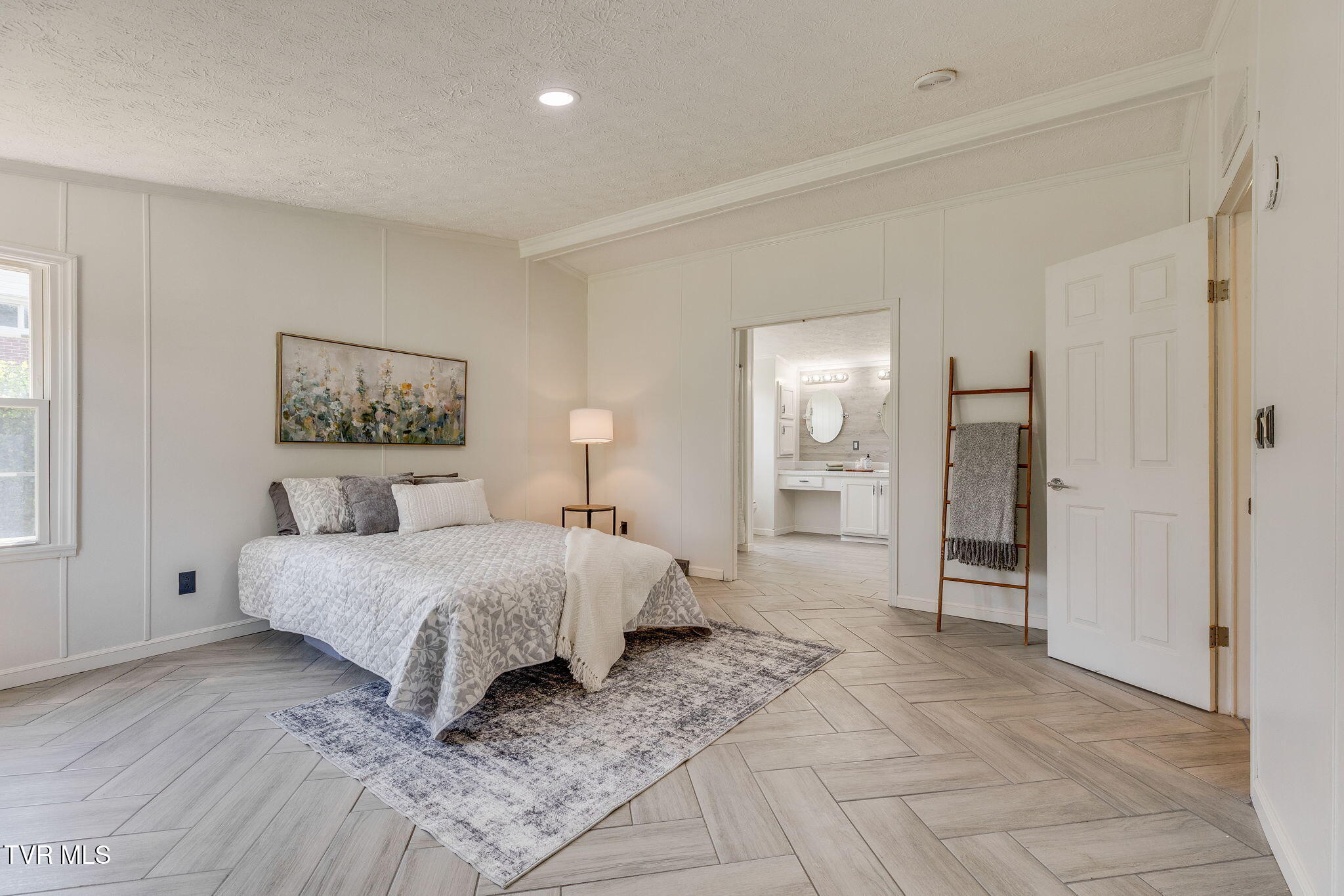 333 Brentwood Drive
