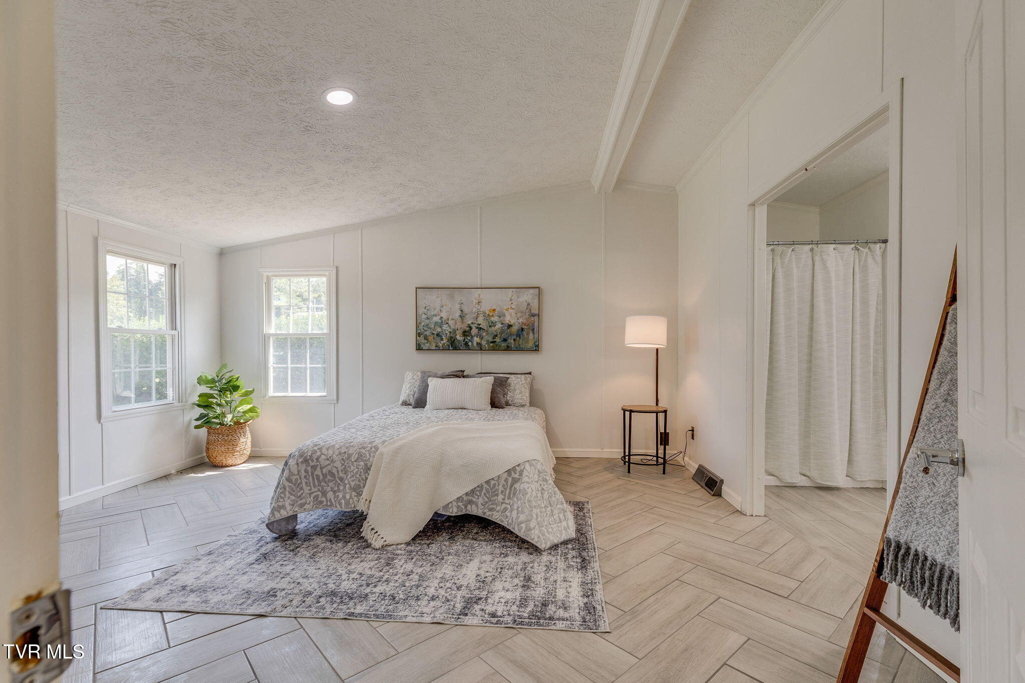 333 Brentwood Drive