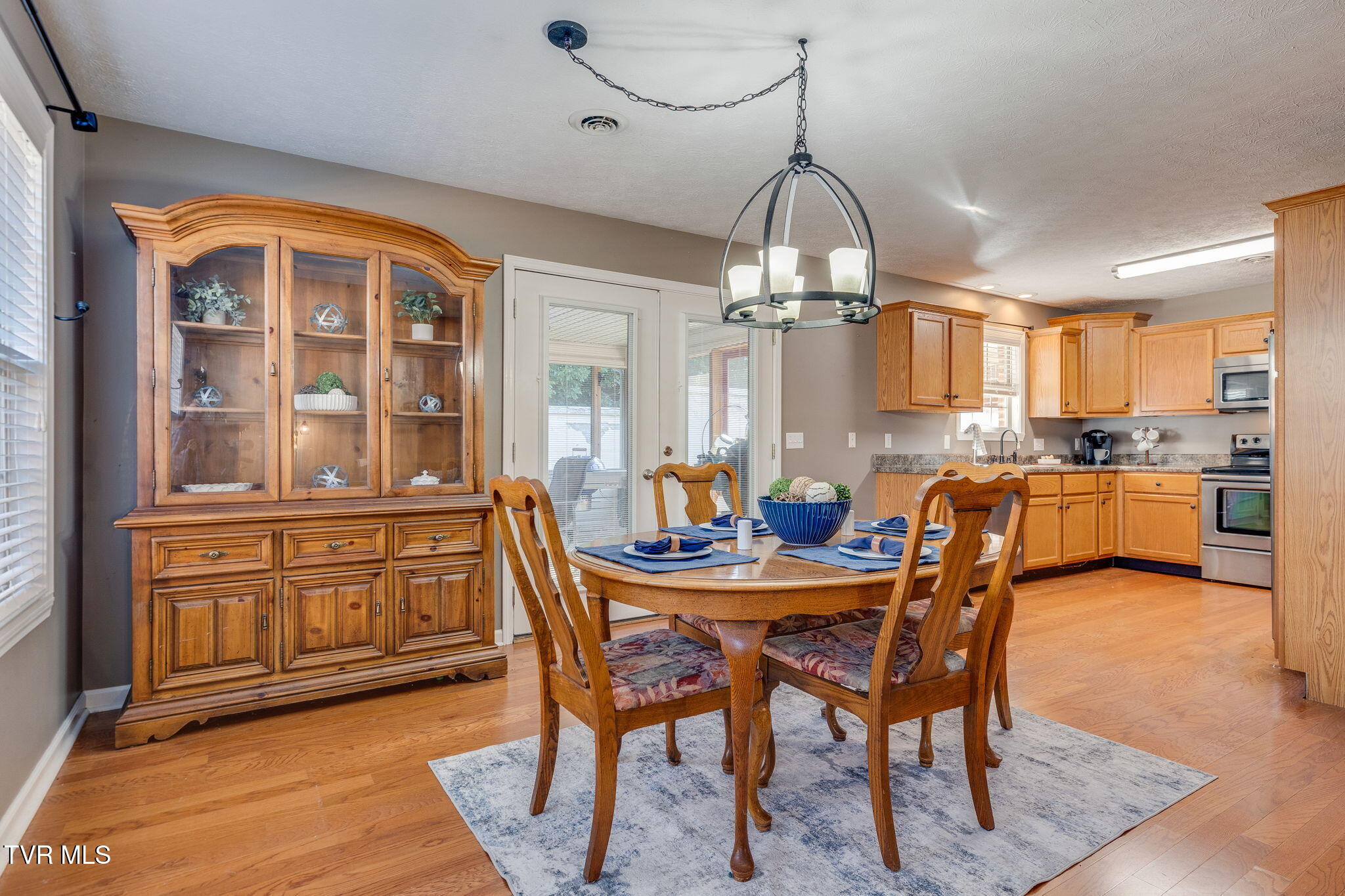 253 Crockett Drive Drive, 253