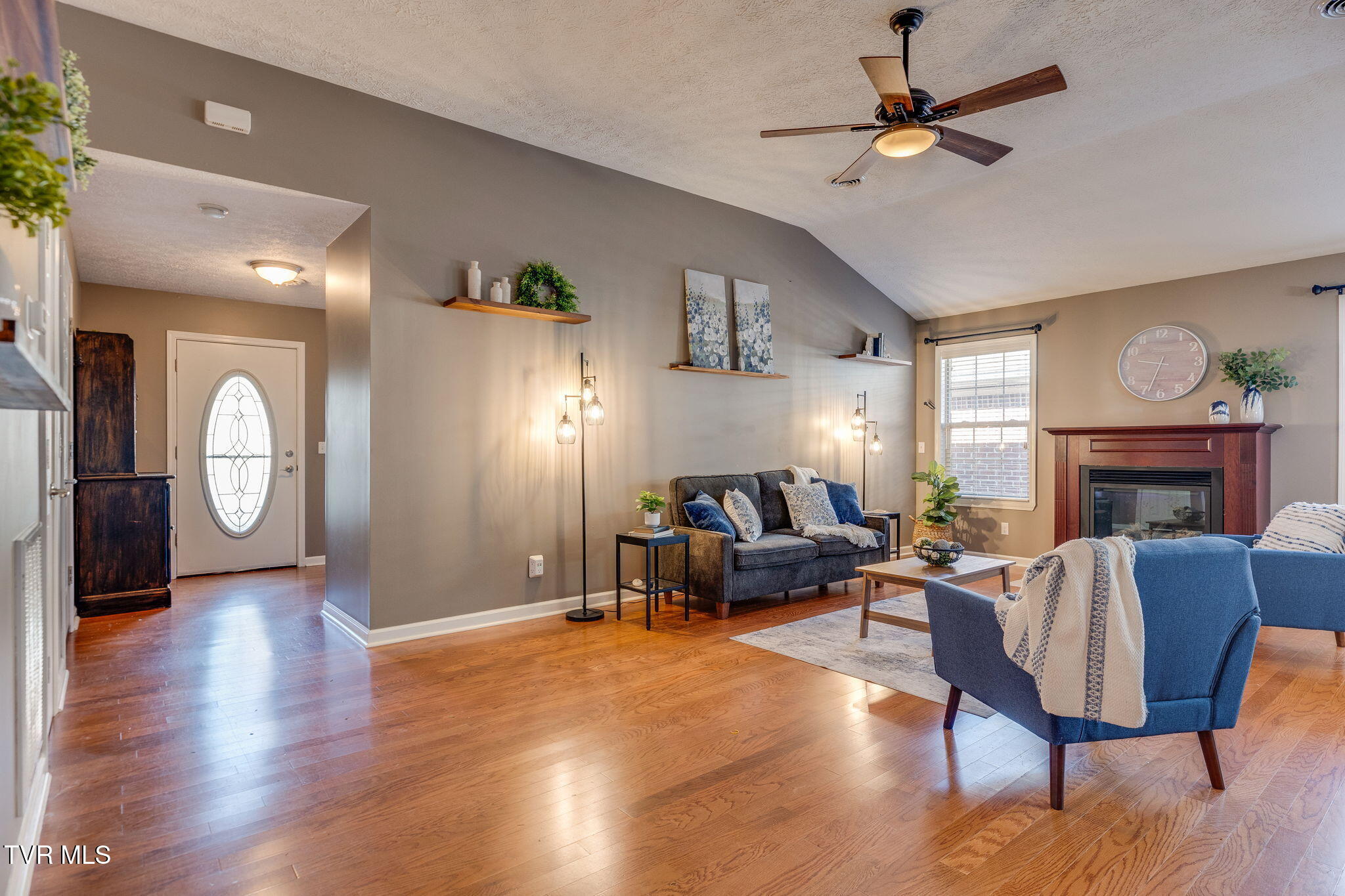 253 Crockett Drive Drive, 253