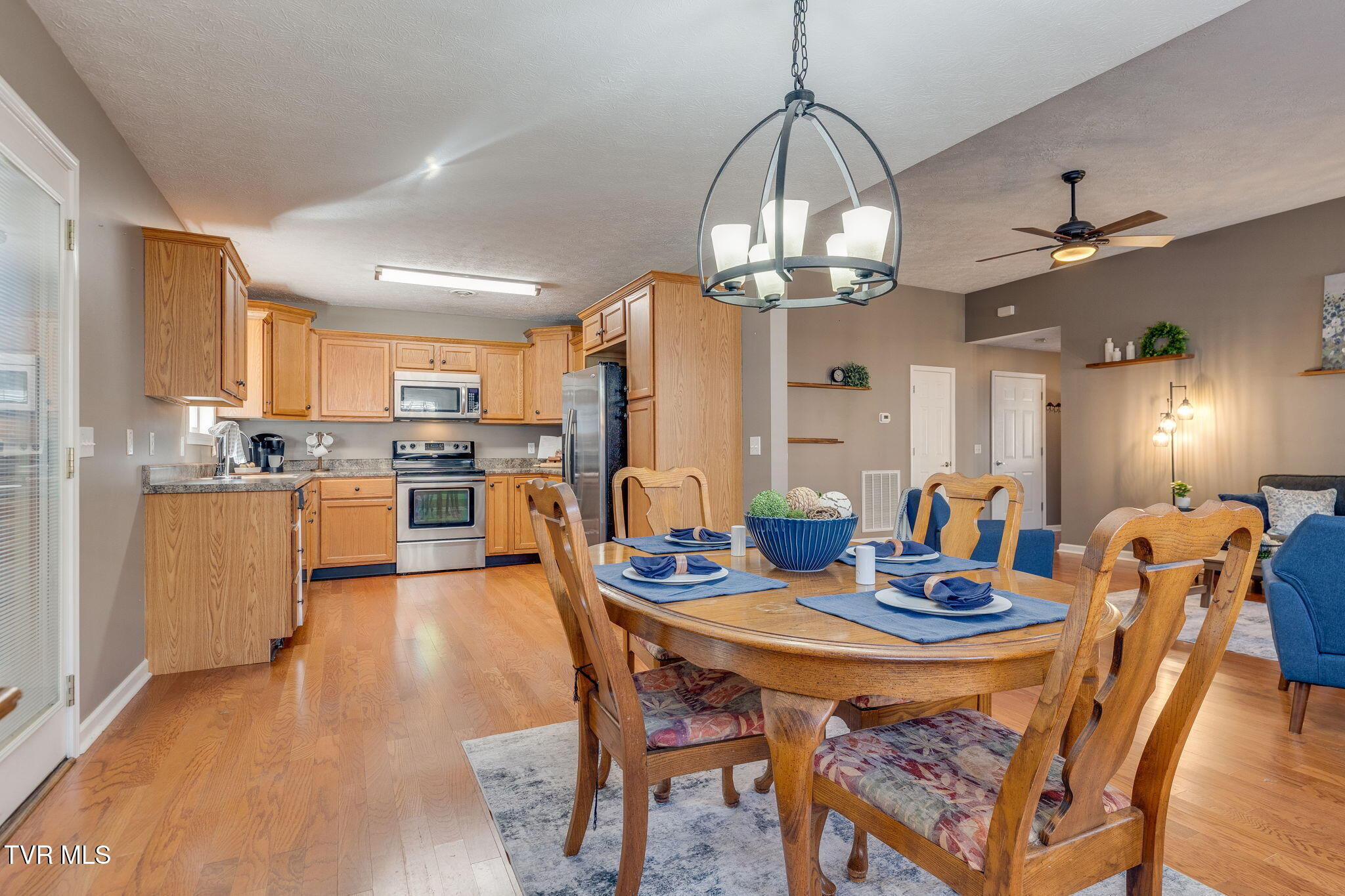 253 Crockett Drive Drive, 253