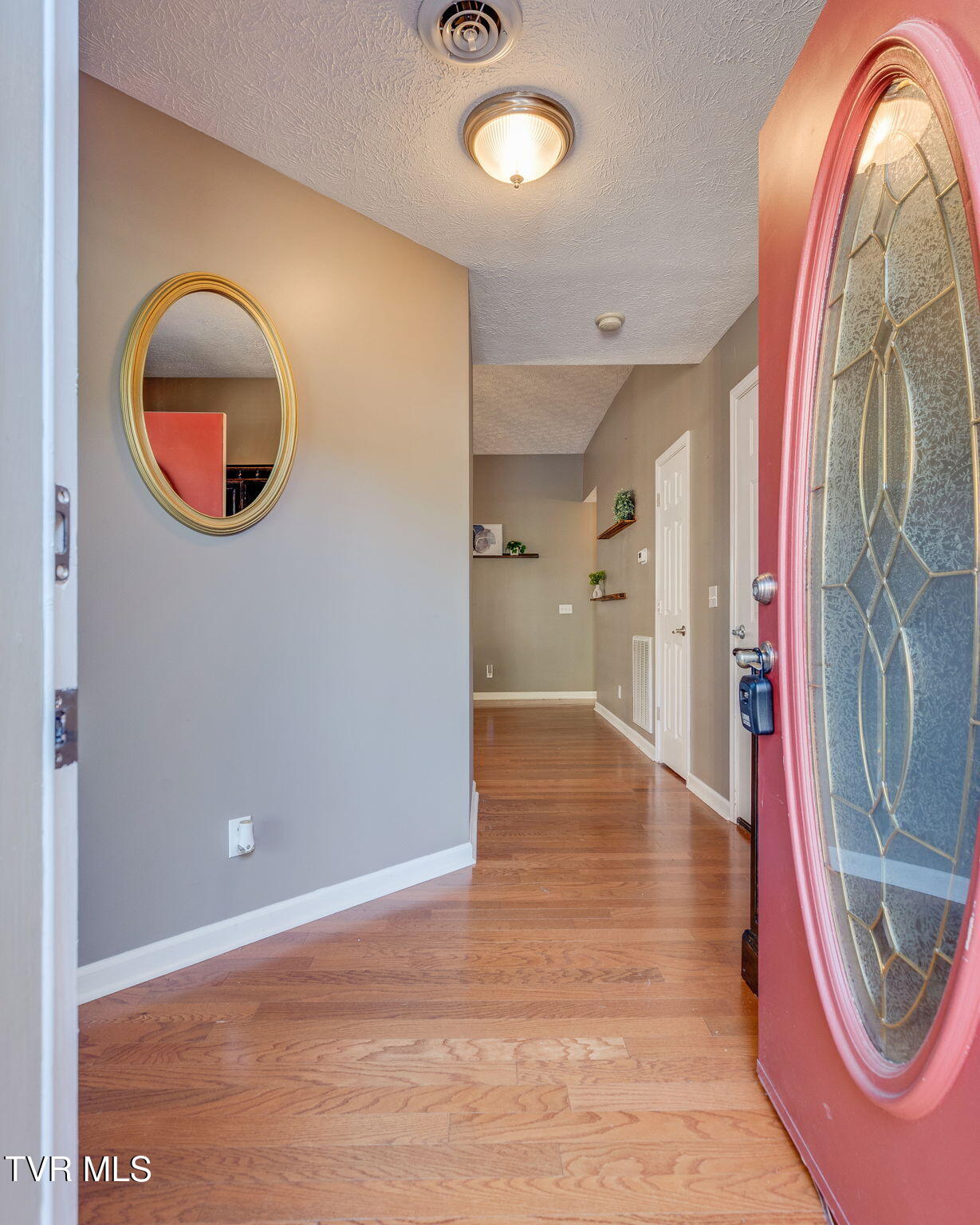 253 Crockett Drive Drive, 253