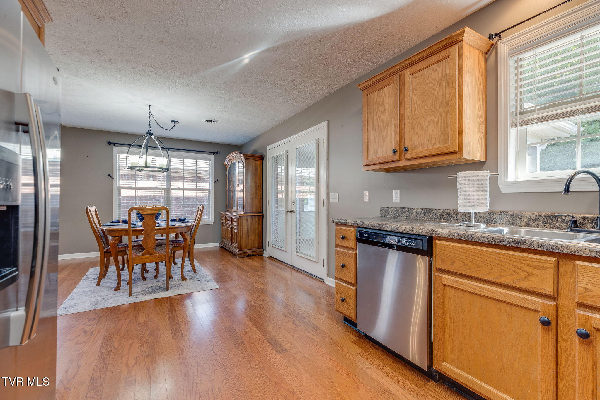 253 Crockett Drive Drive, 253