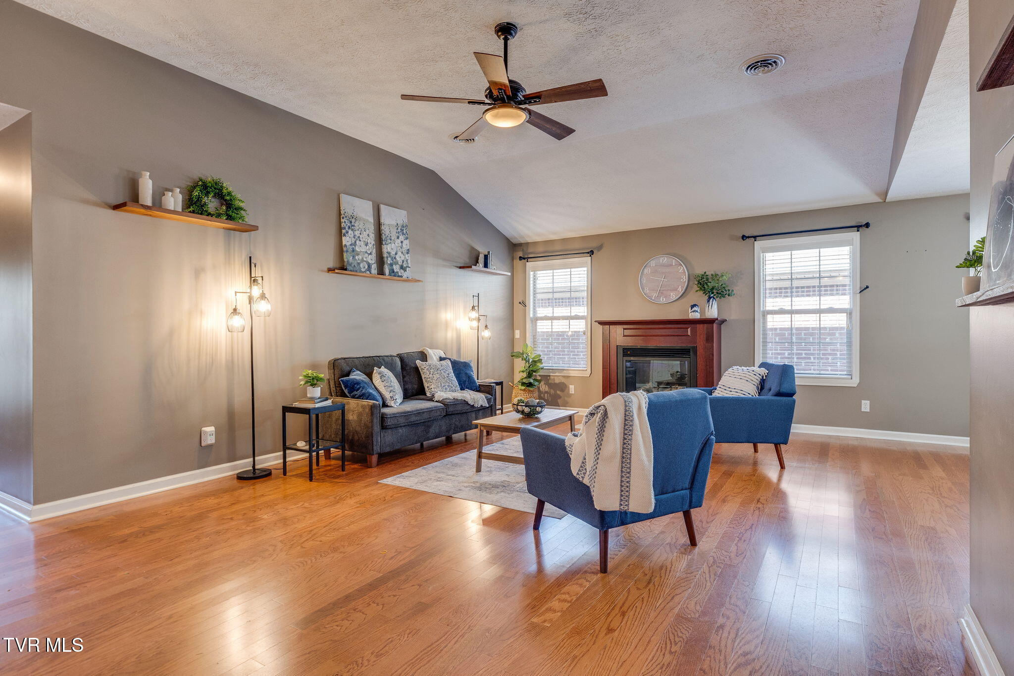253 Crockett Drive Drive, 253