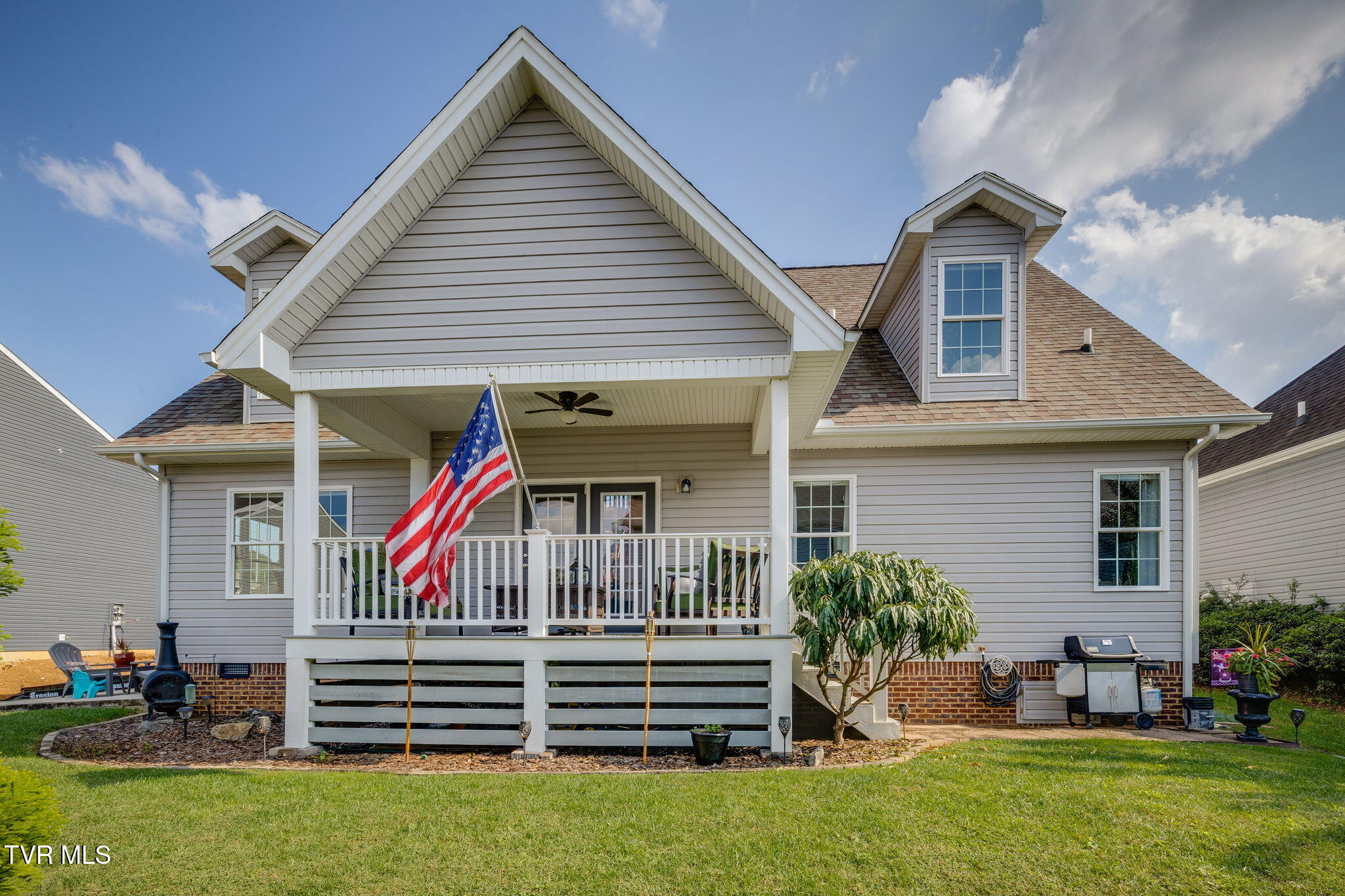 1216 Downing Place