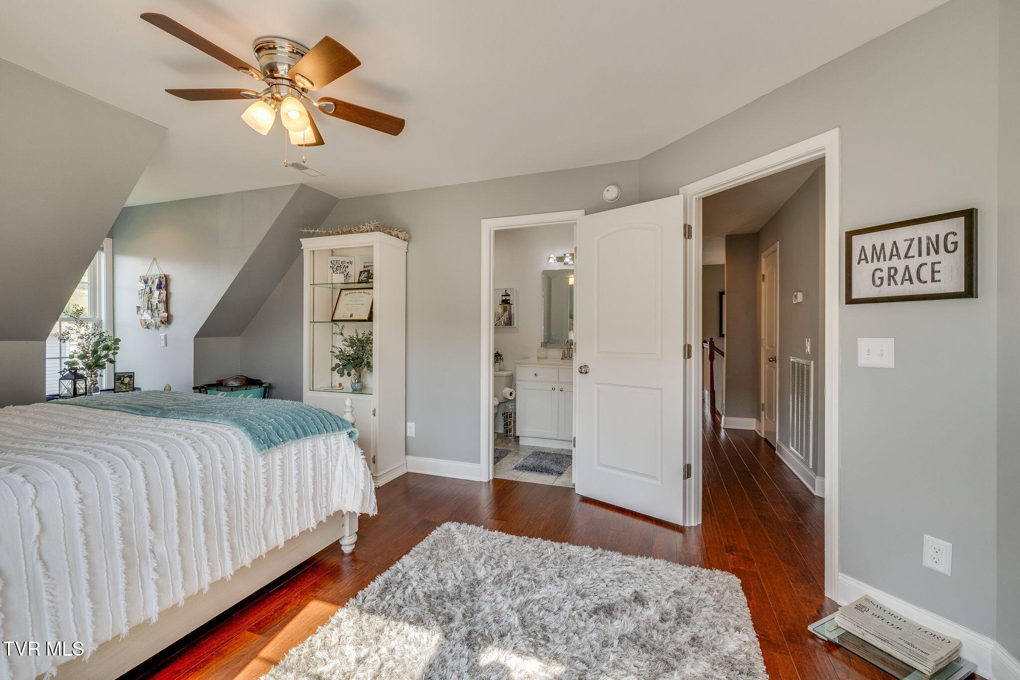 1216 Downing Place