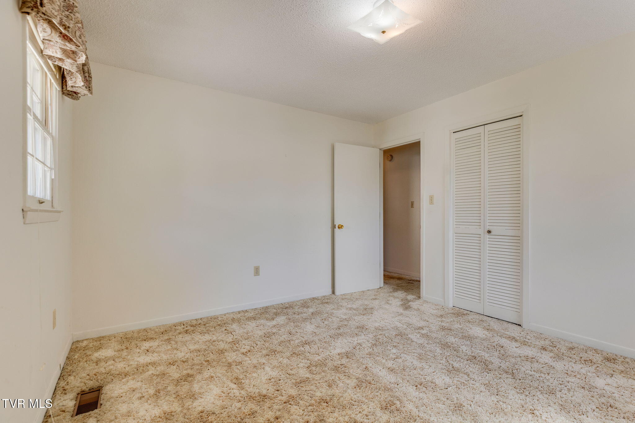 328 Winding Way Road