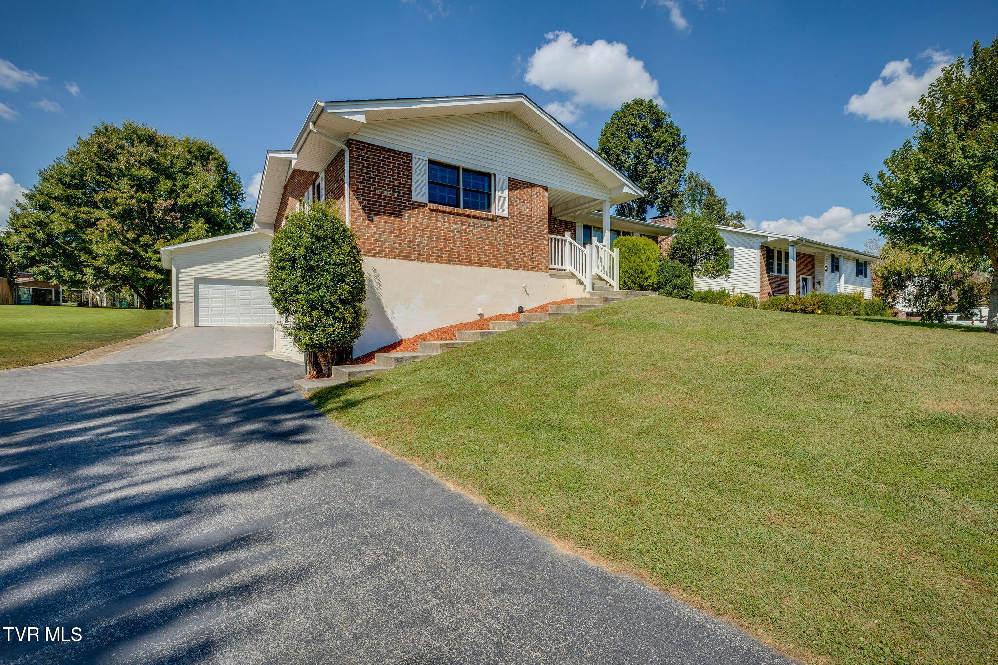 328 Winding Way Road