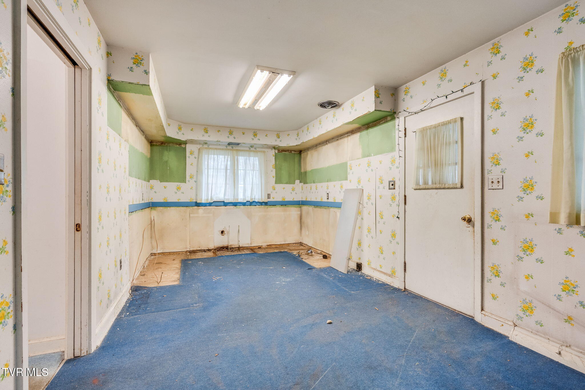 1235 Linville Street