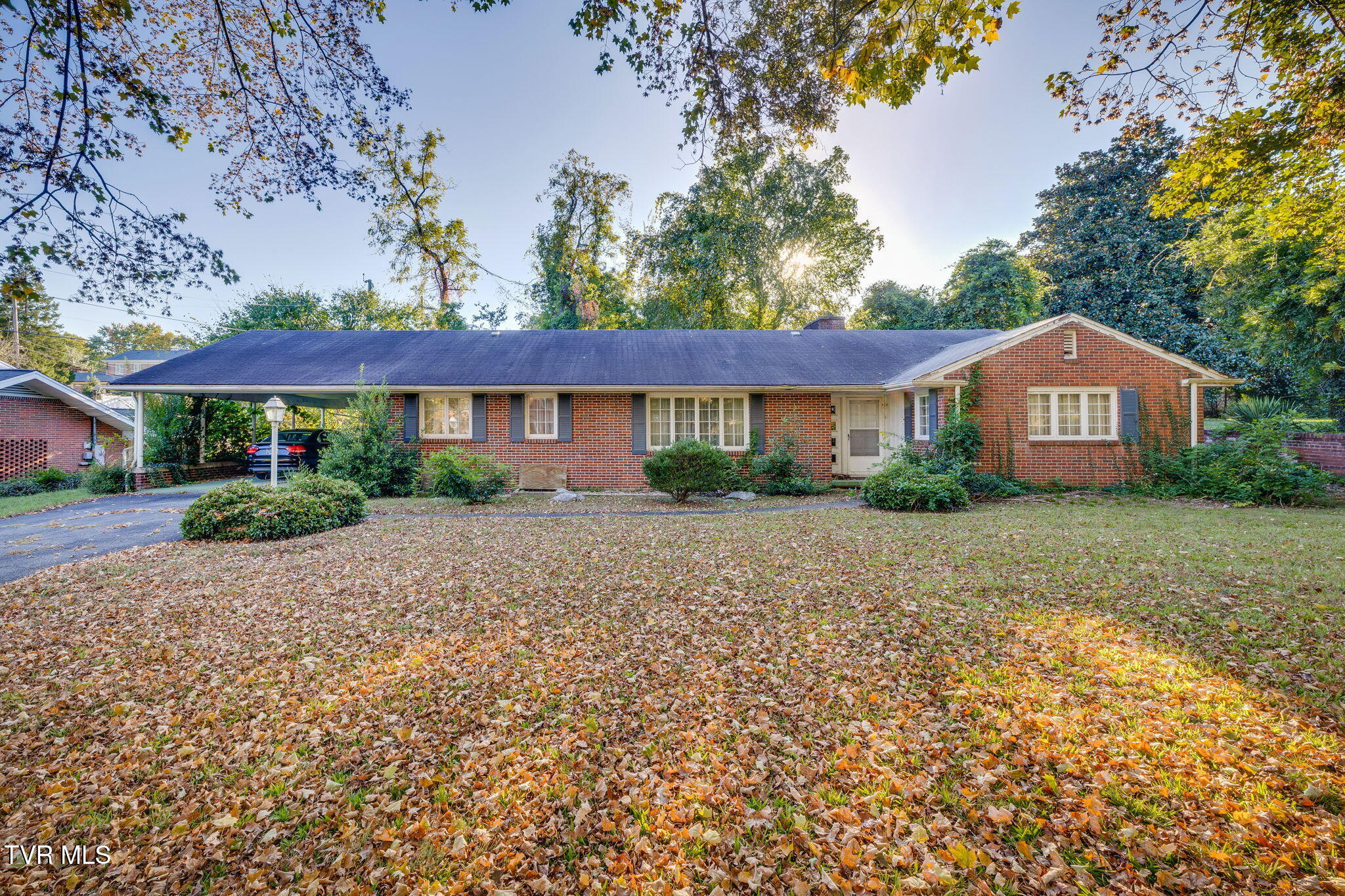 1235 Linville Street