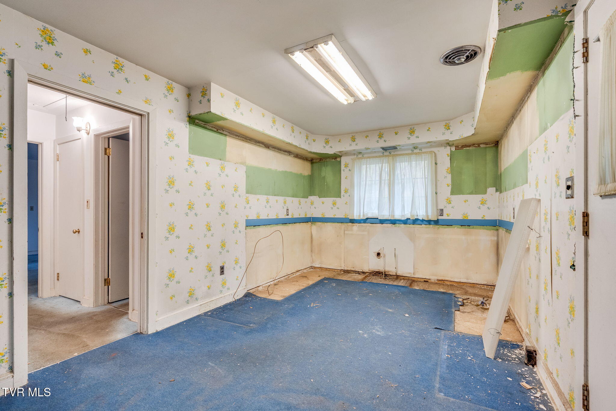 1235 Linville Street