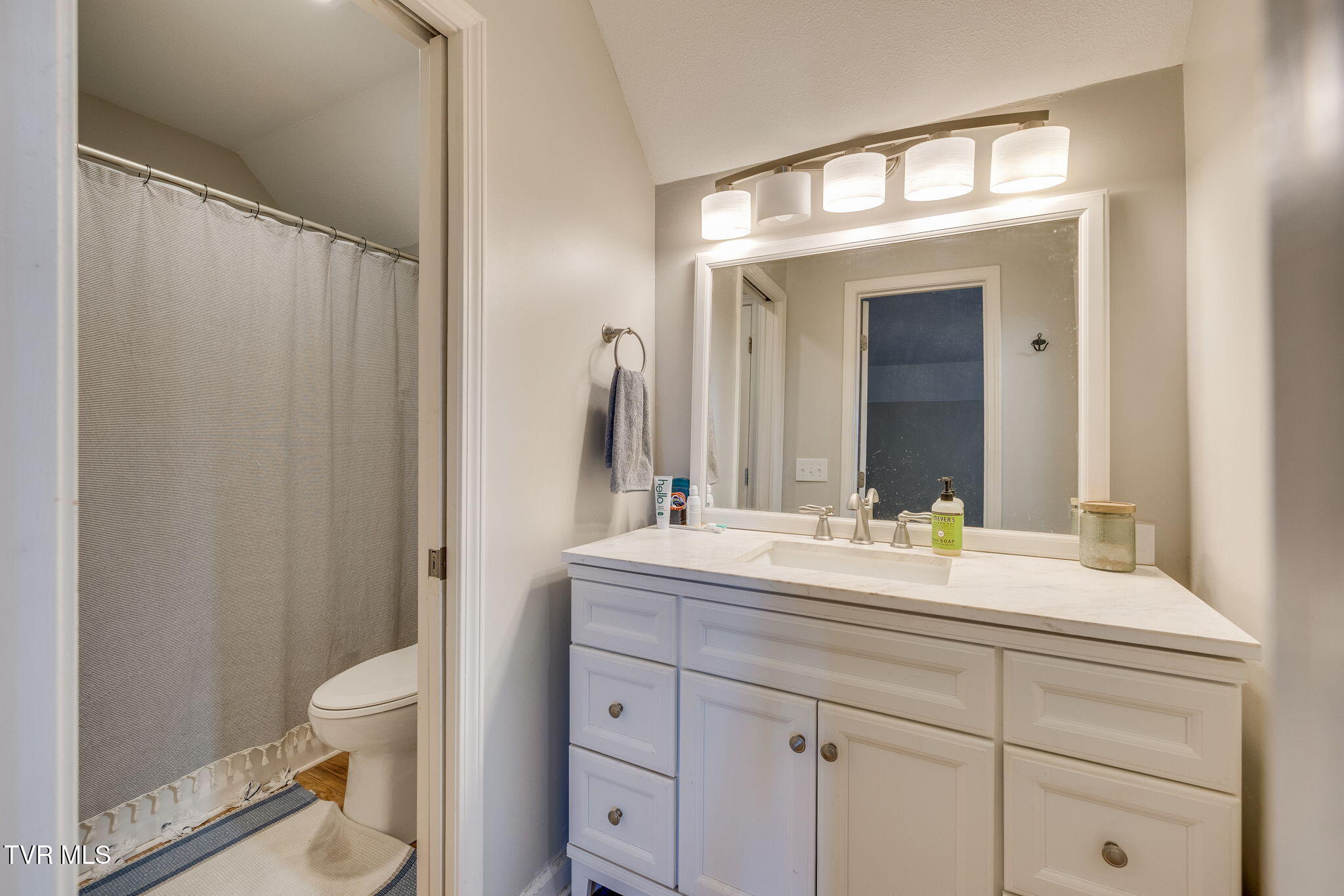 808 Milton Court 808