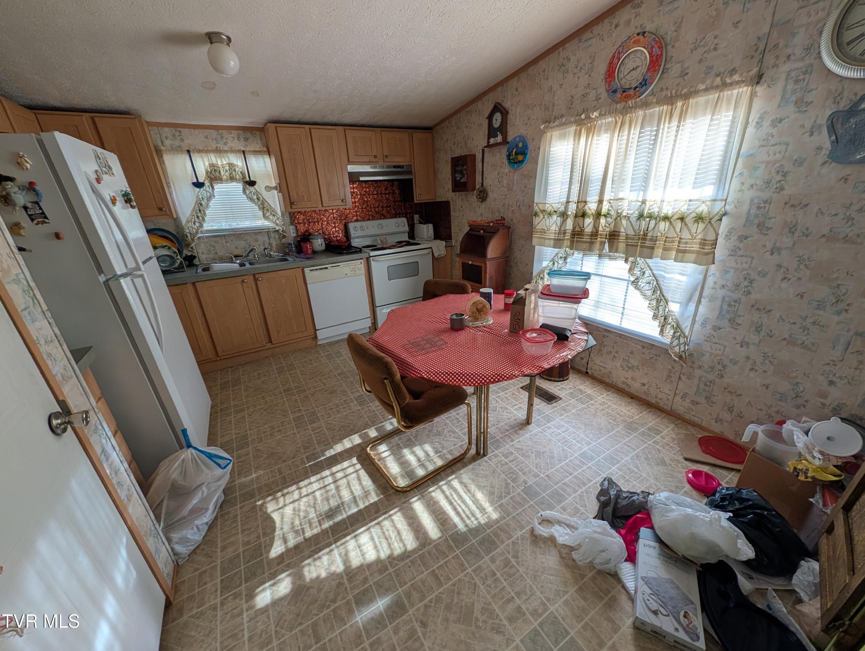 9304 Hunters Valley West Road