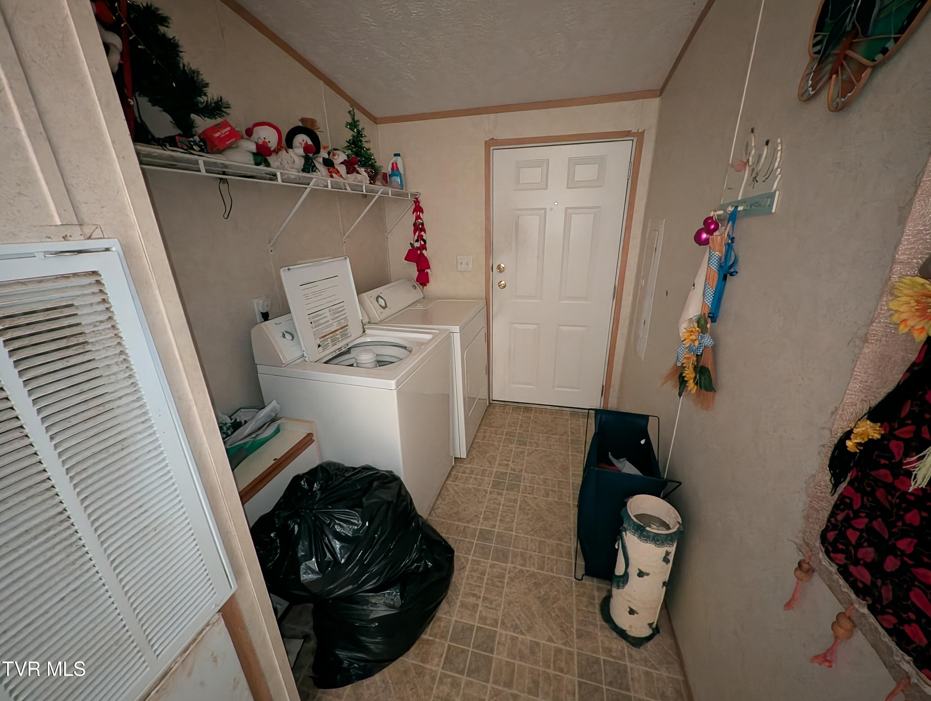 9304 Hunters Valley West Road