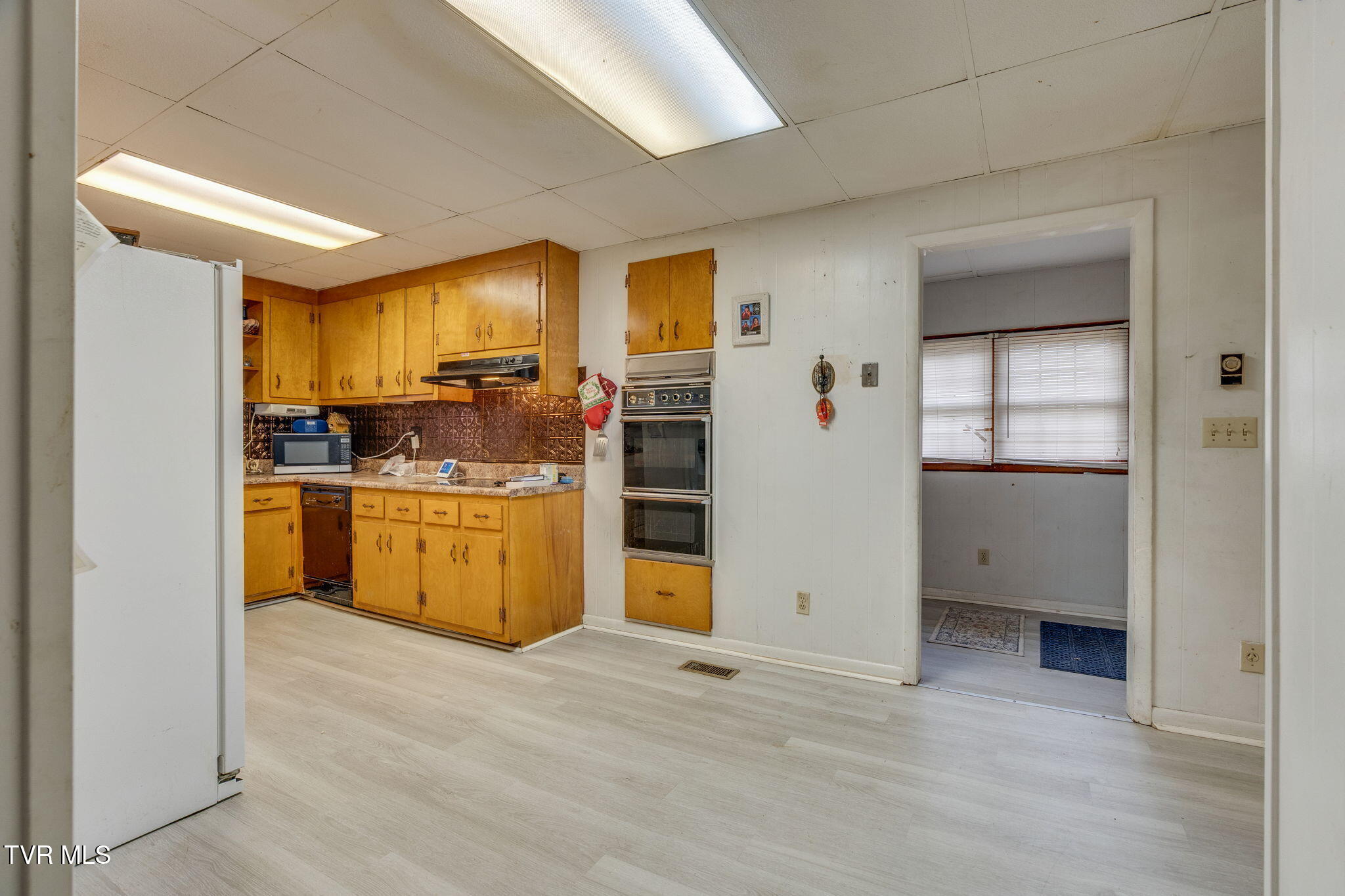 2704 Fort Henry Drive