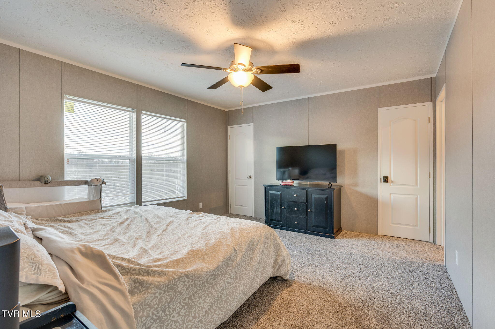 593 Summerville Road