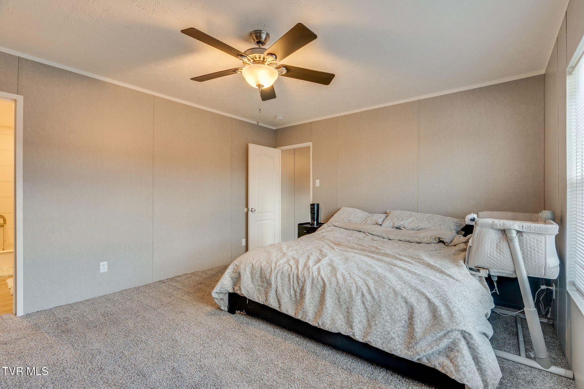 593 Summerville Road