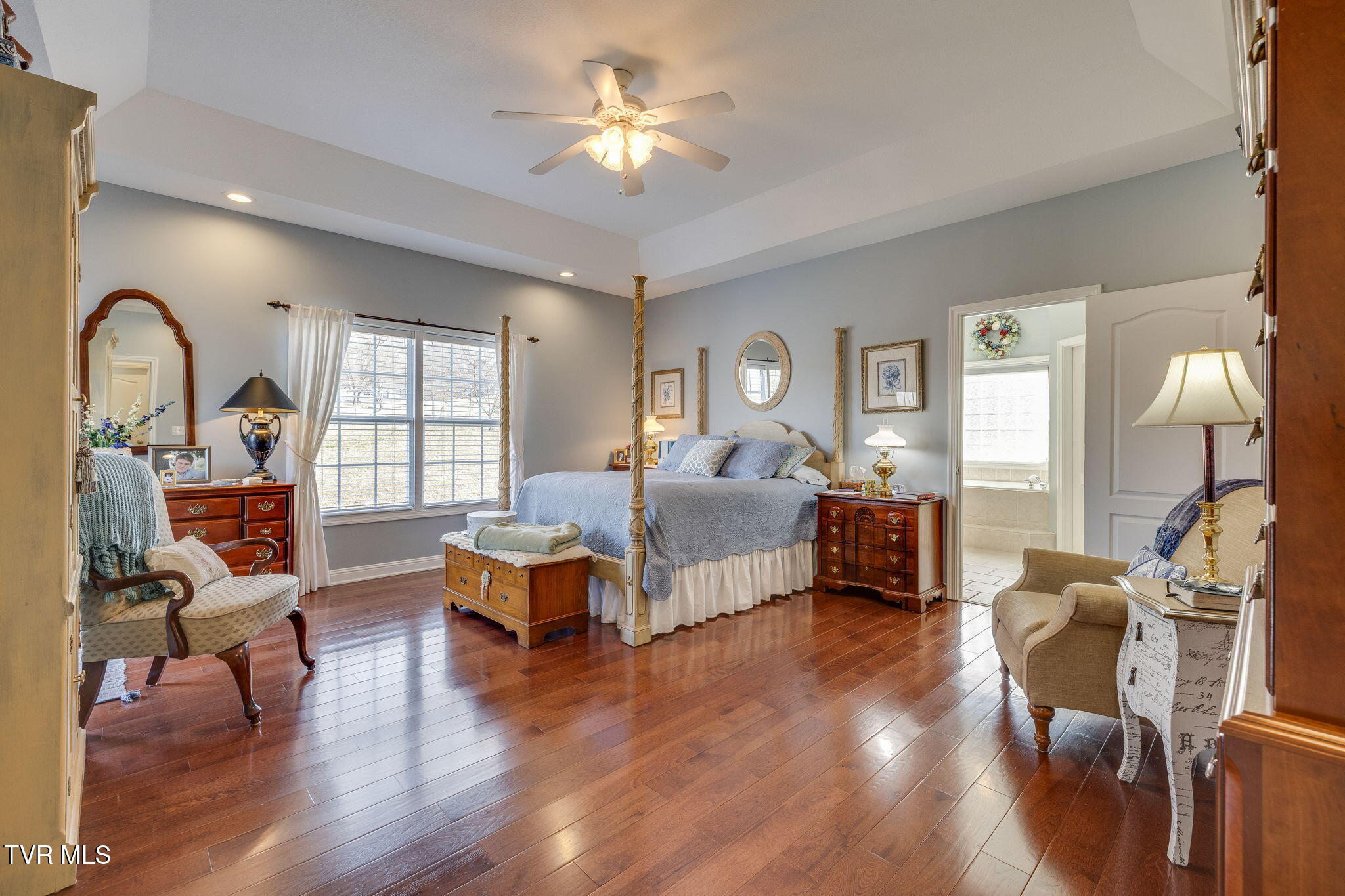 1121 Wahoo Valley Road