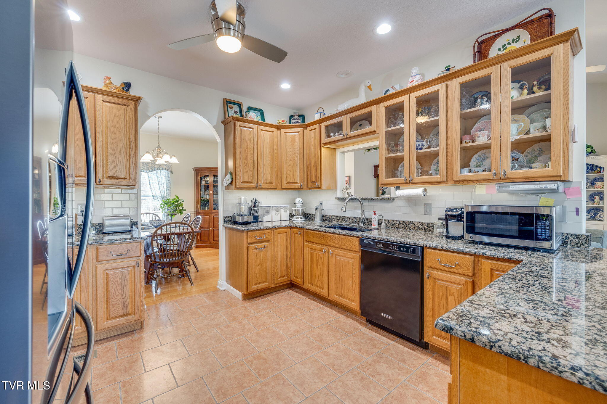 1121 Wahoo Valley Road