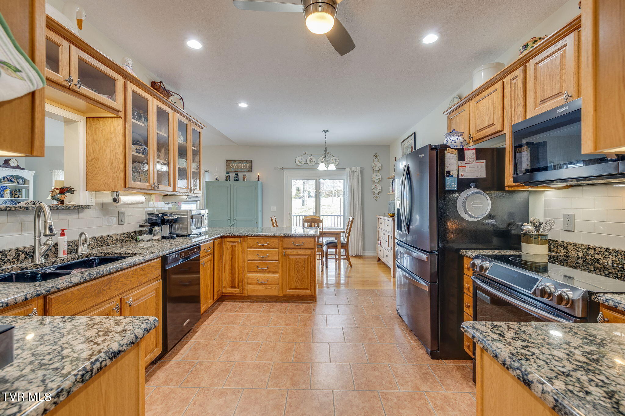 1121 Wahoo Valley Road