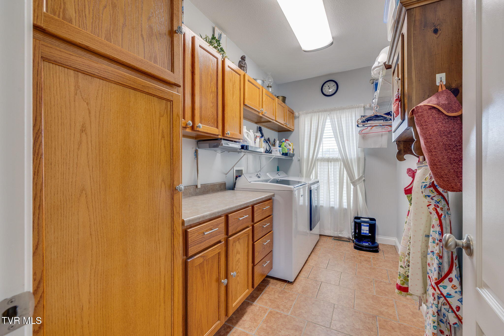 1121 Wahoo Valley Road