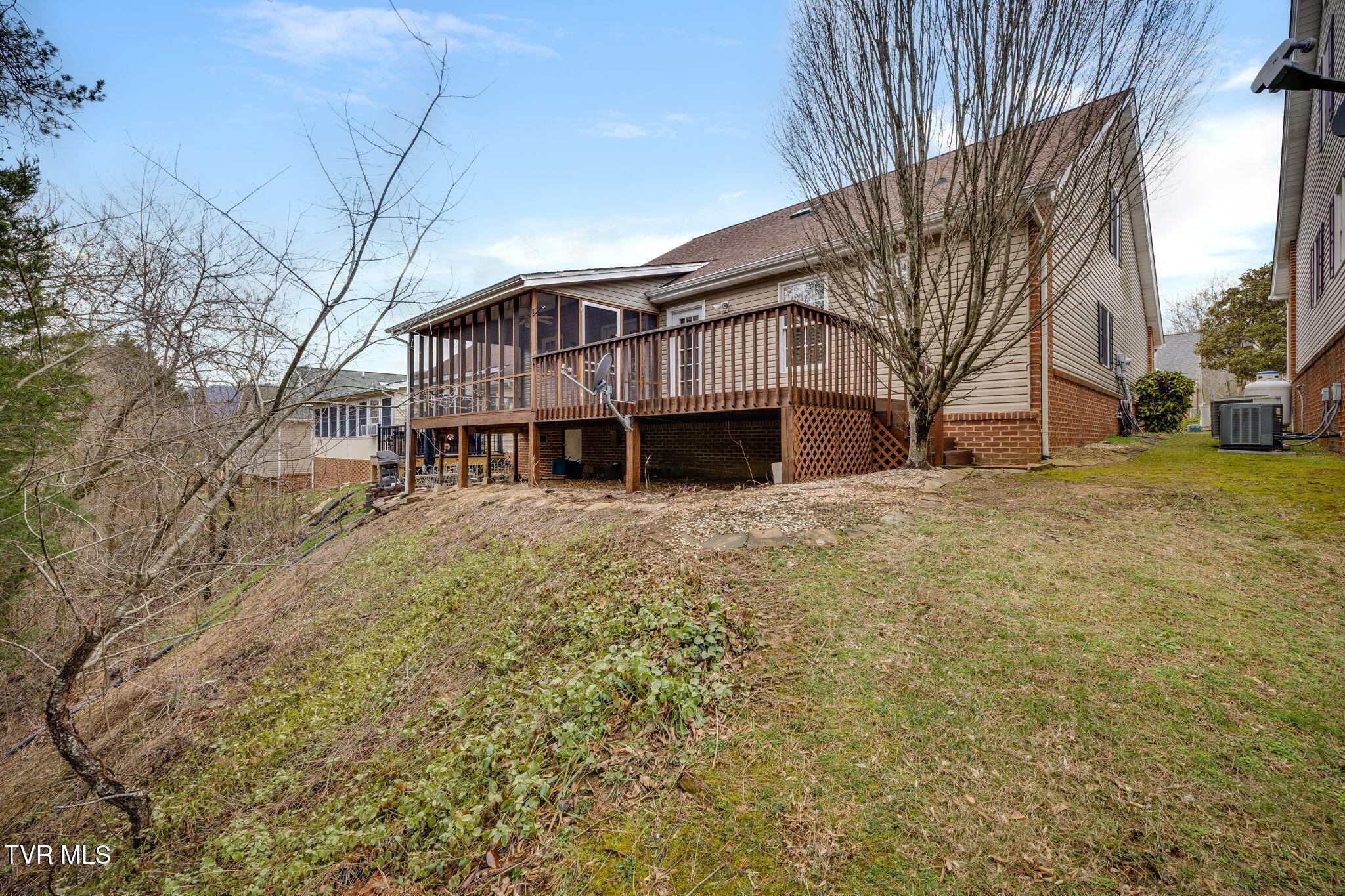 613 Willowcrest Place