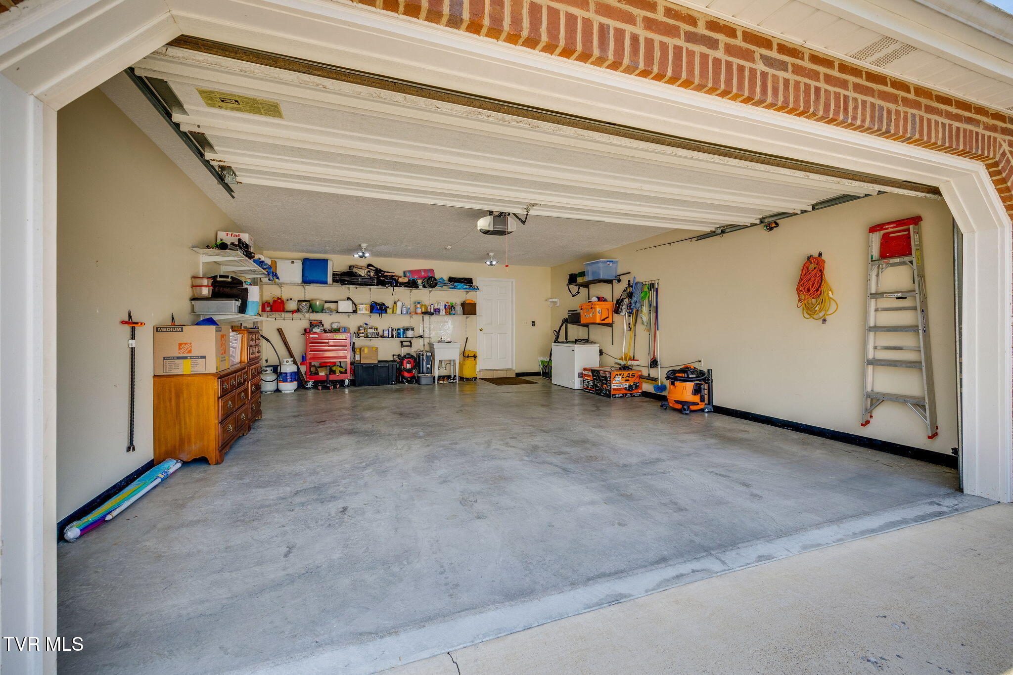 613 Willowcrest Place