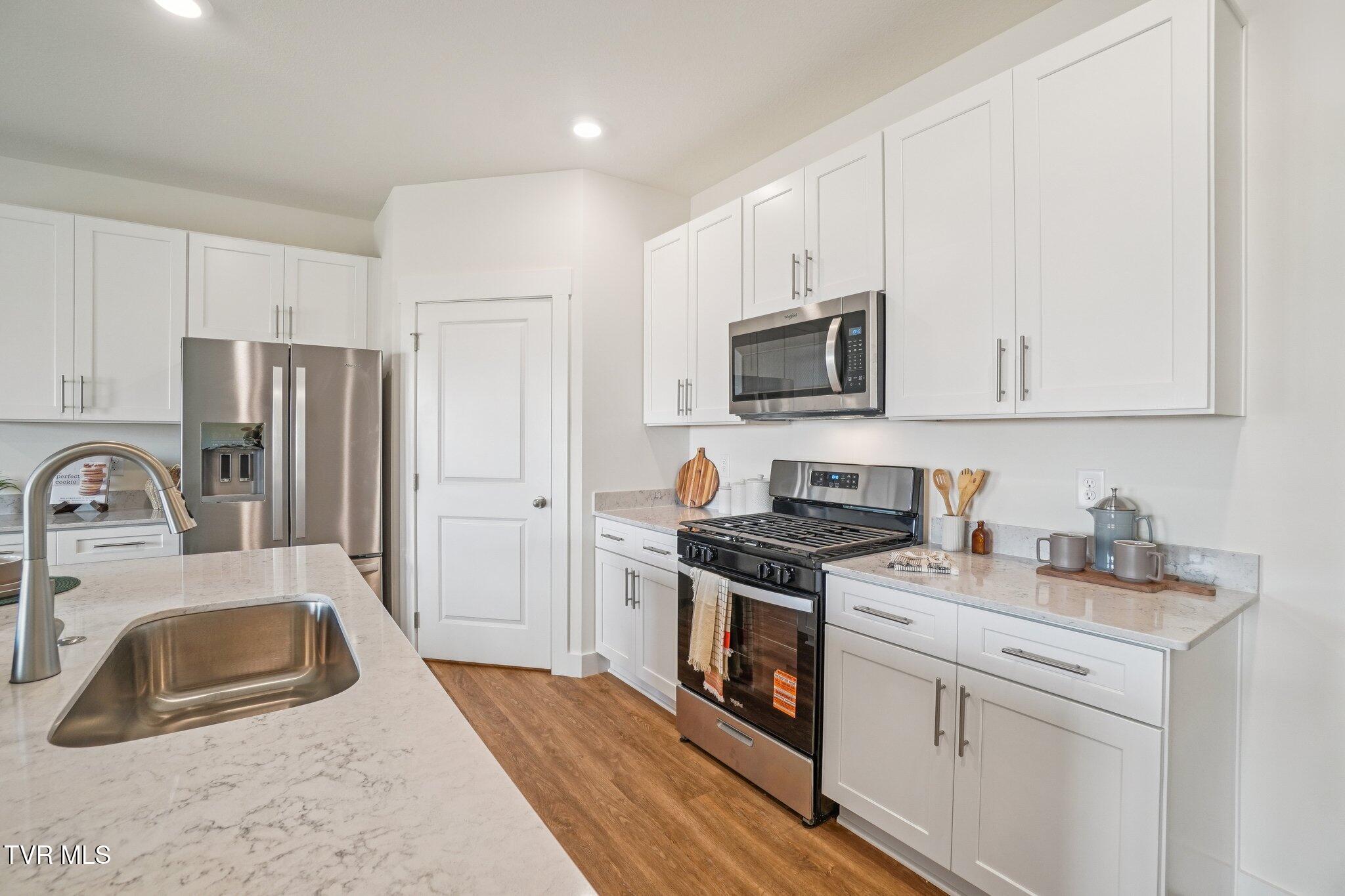 269 Chimney View Loop