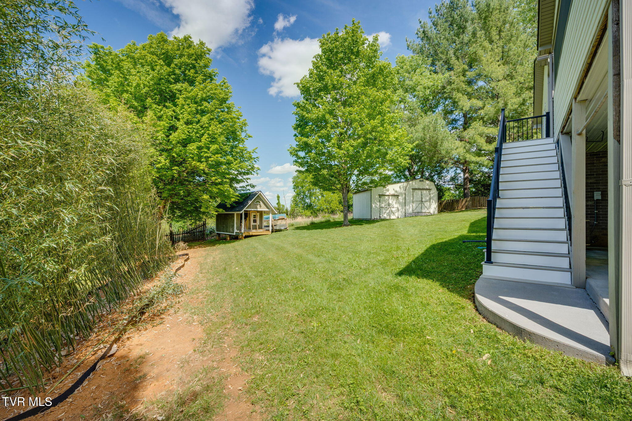 8 East Hunters Court