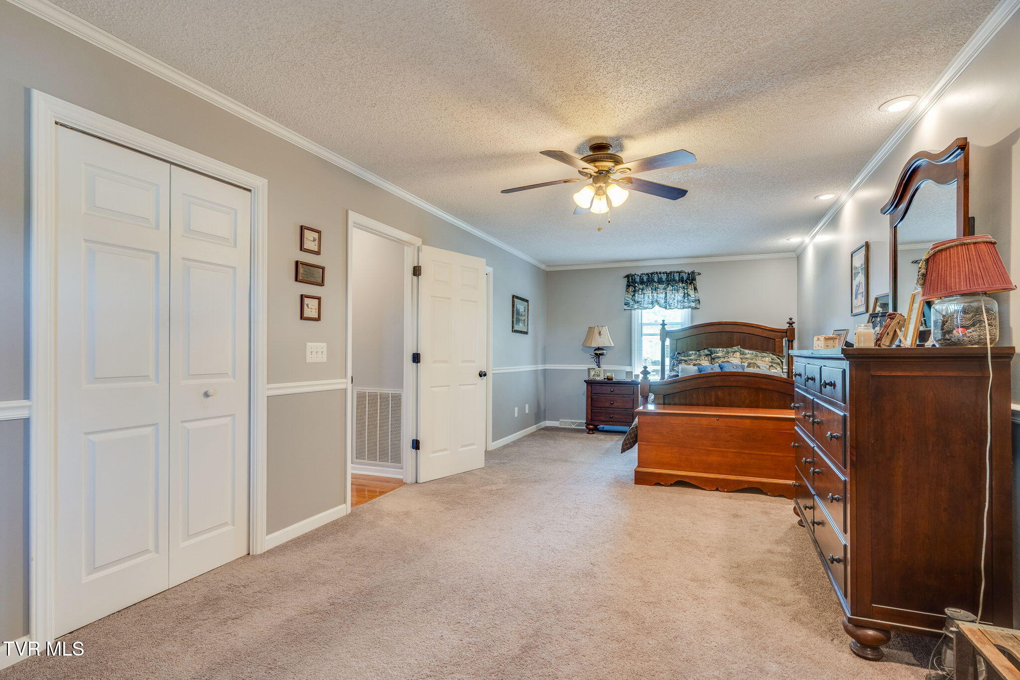 8 East Hunters Court