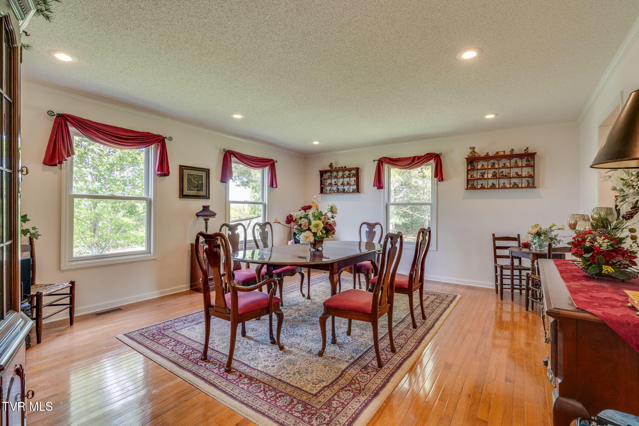 8 East Hunters Court