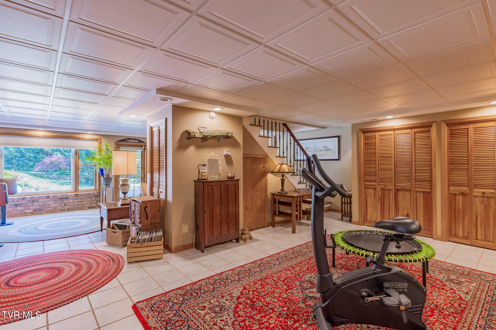 233 Patrick Henry Circle