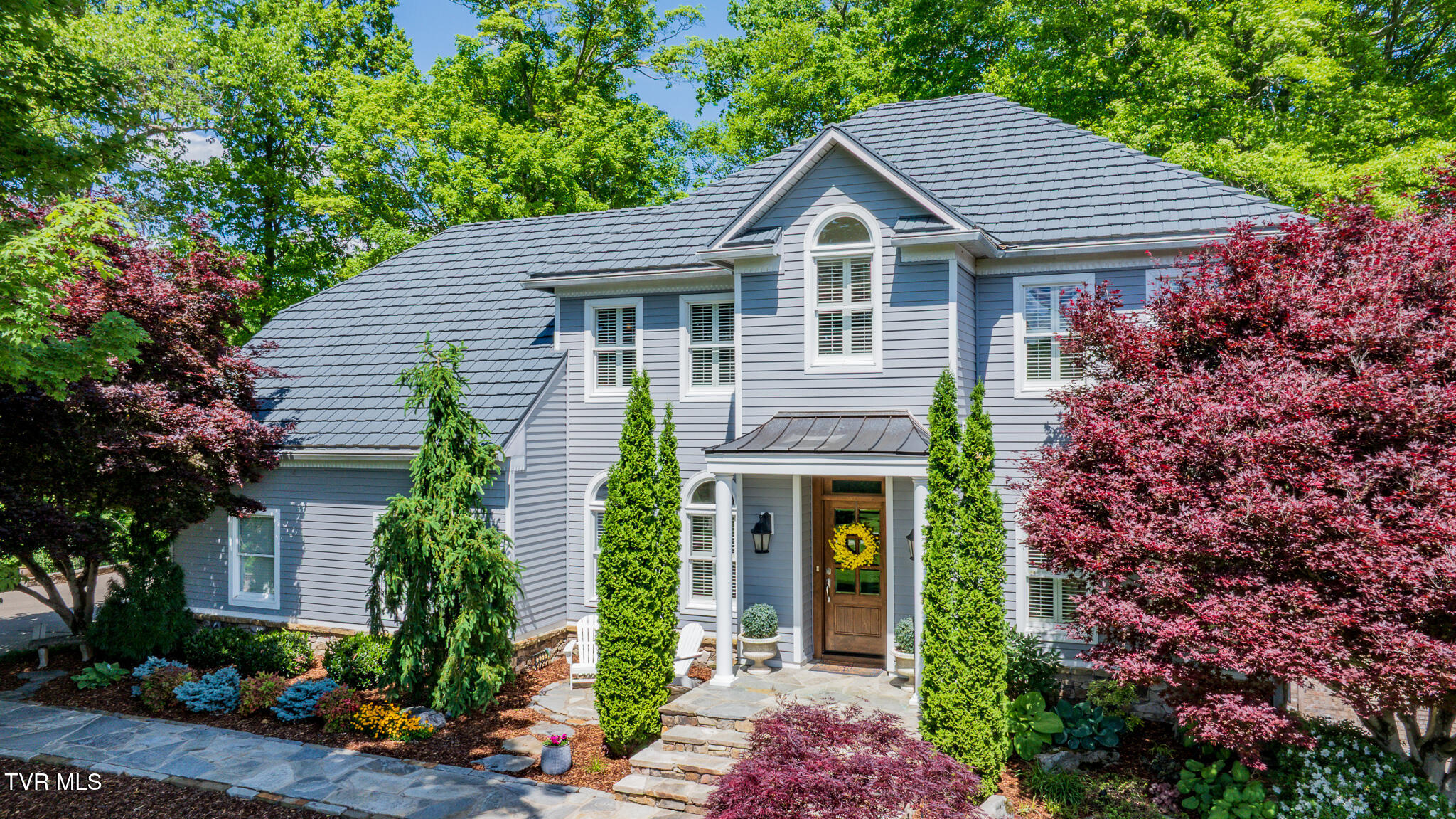 233 Patrick Henry Circle