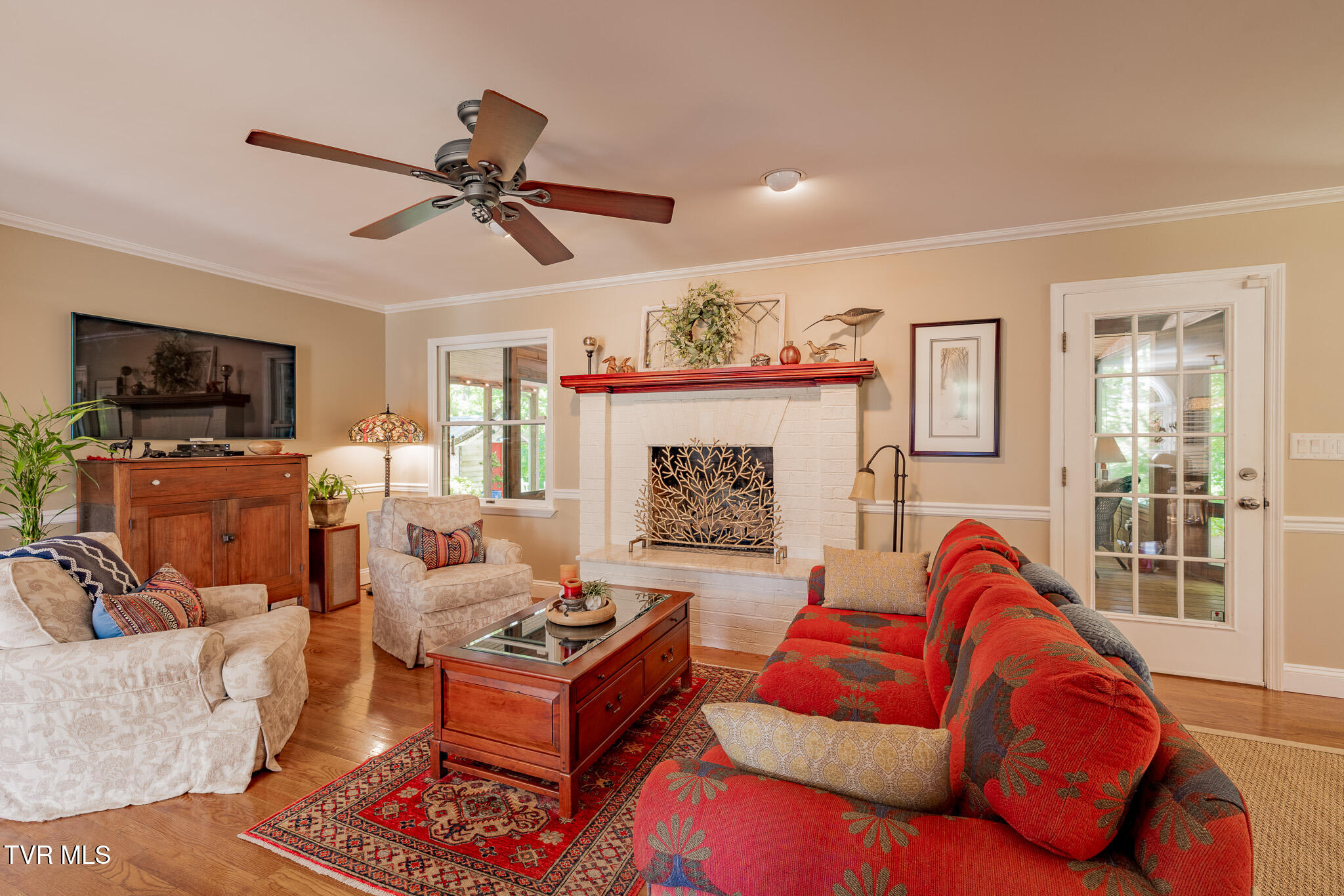 233 Patrick Henry Circle