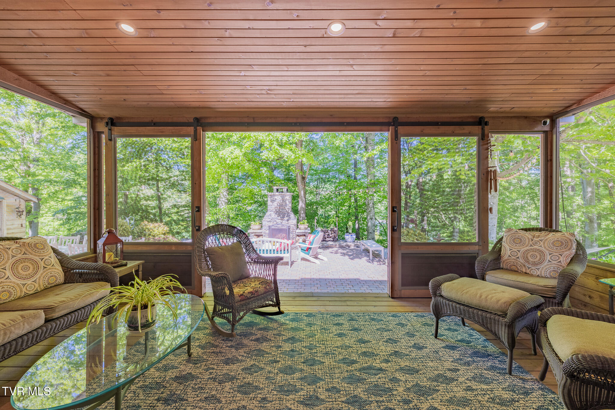 233 Patrick Henry Circle