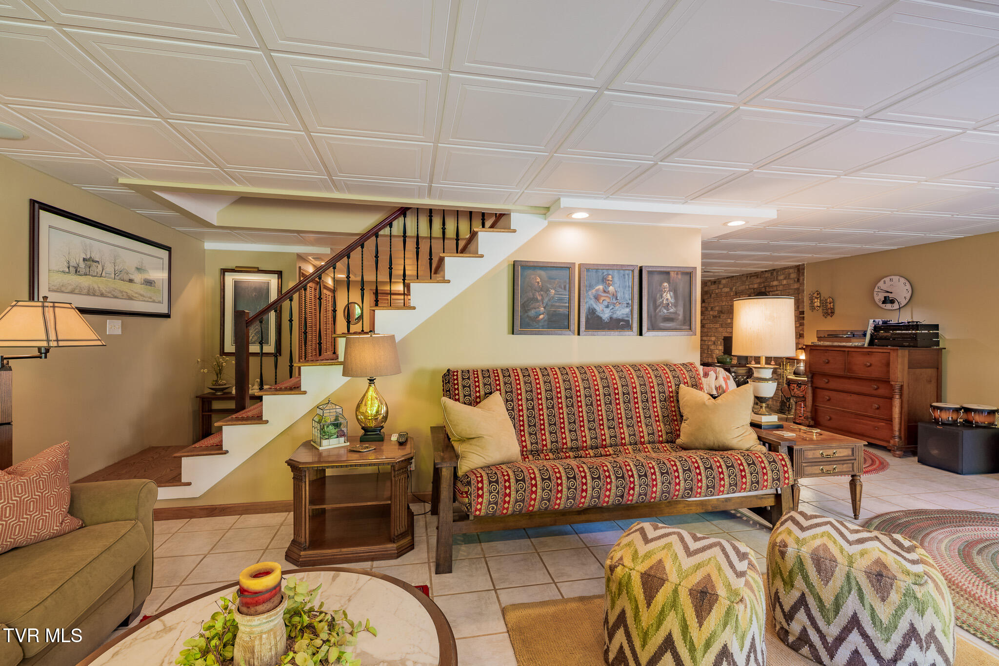 233 Patrick Henry Circle