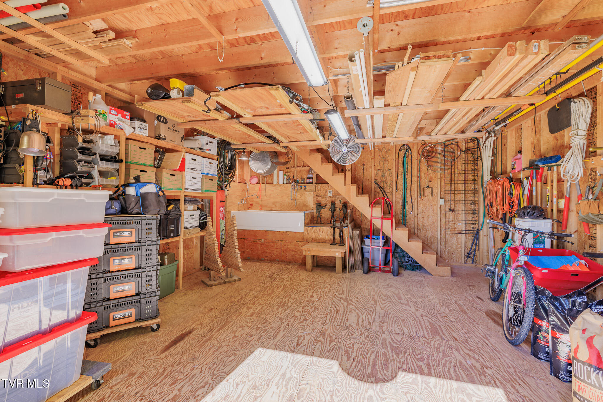 233 Patrick Henry Circle