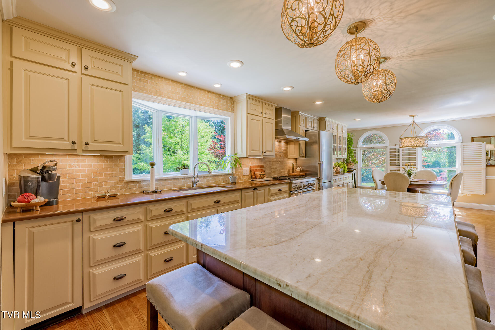 233 Patrick Henry Circle