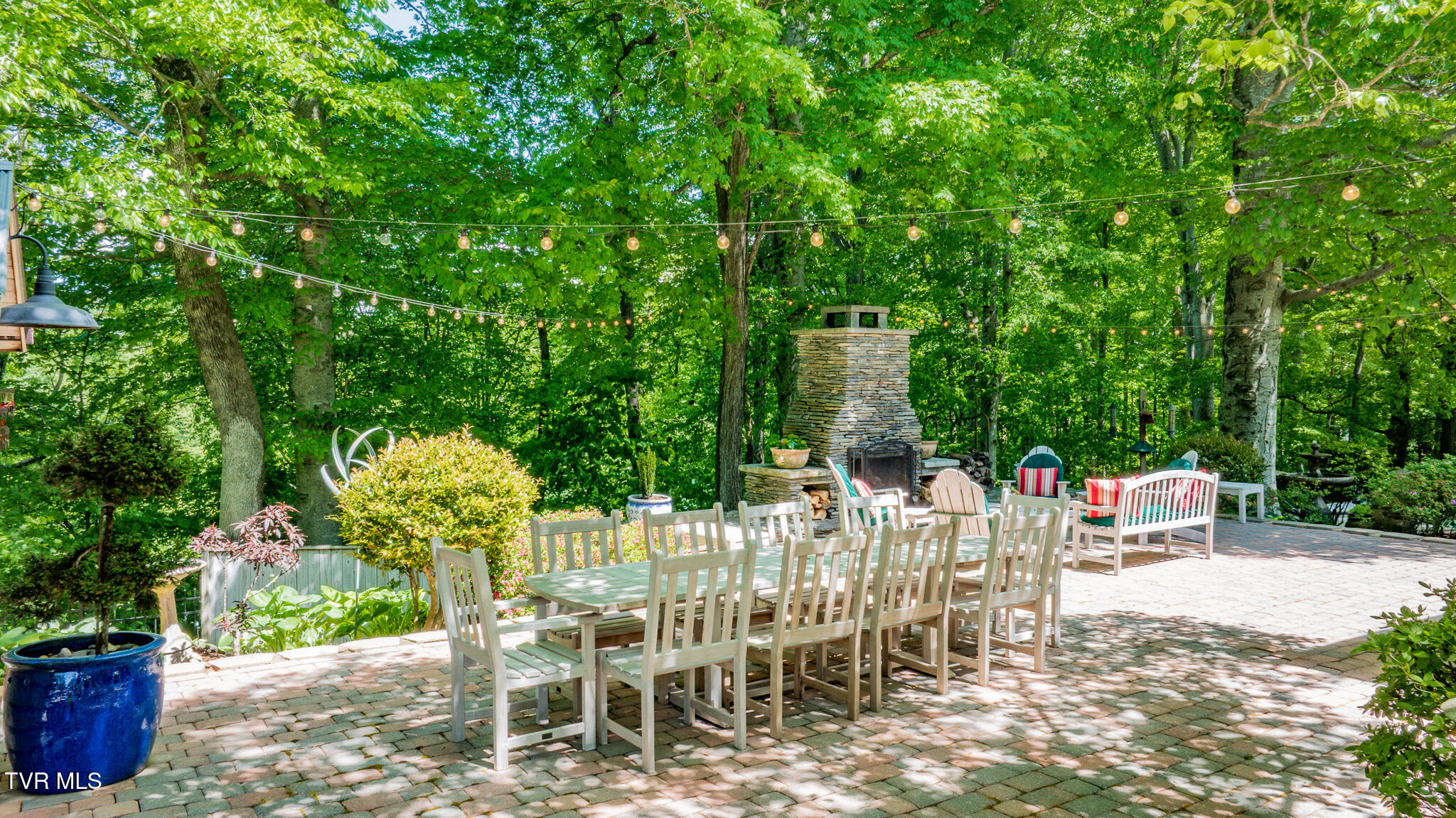233 Patrick Henry Circle