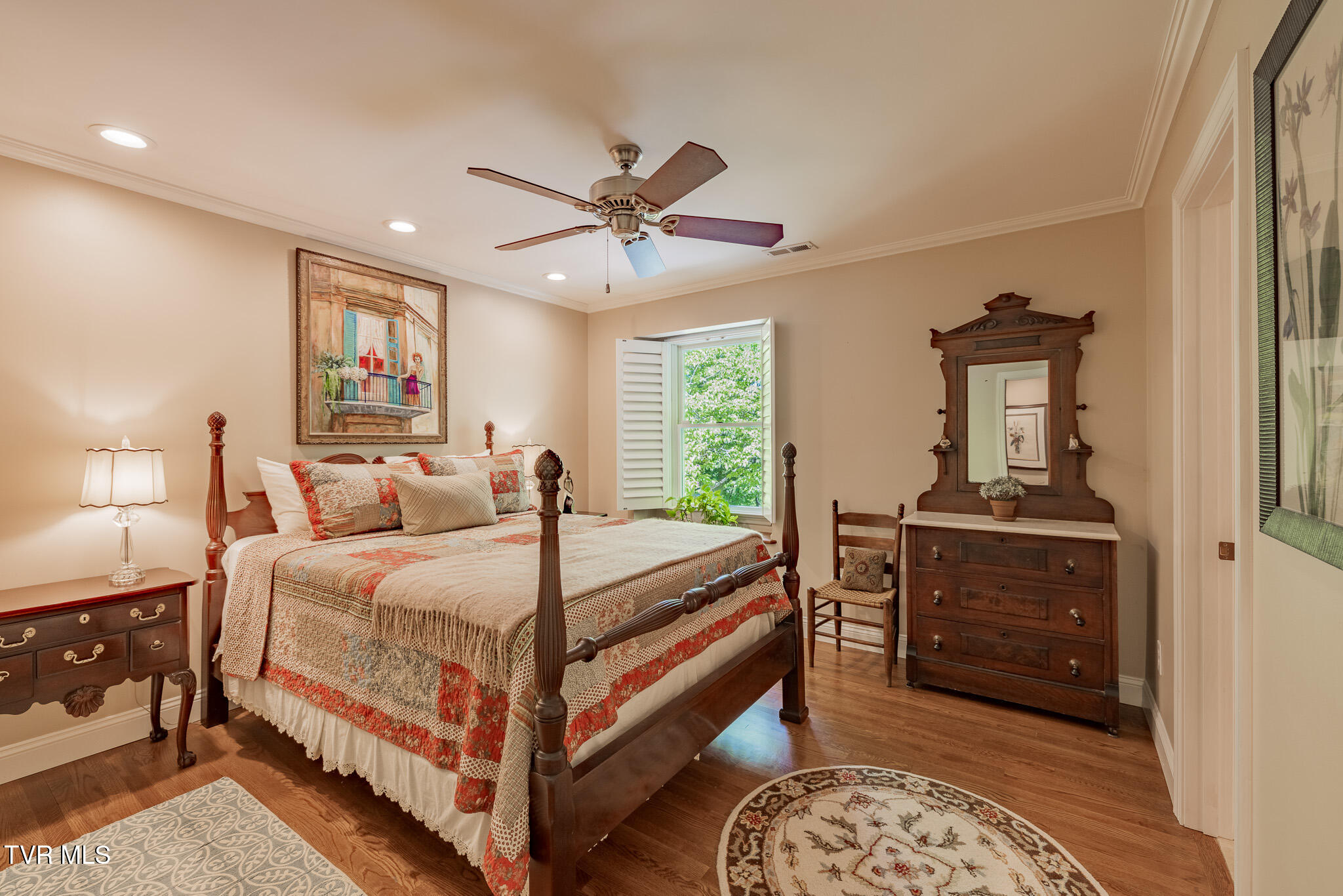 233 Patrick Henry Circle