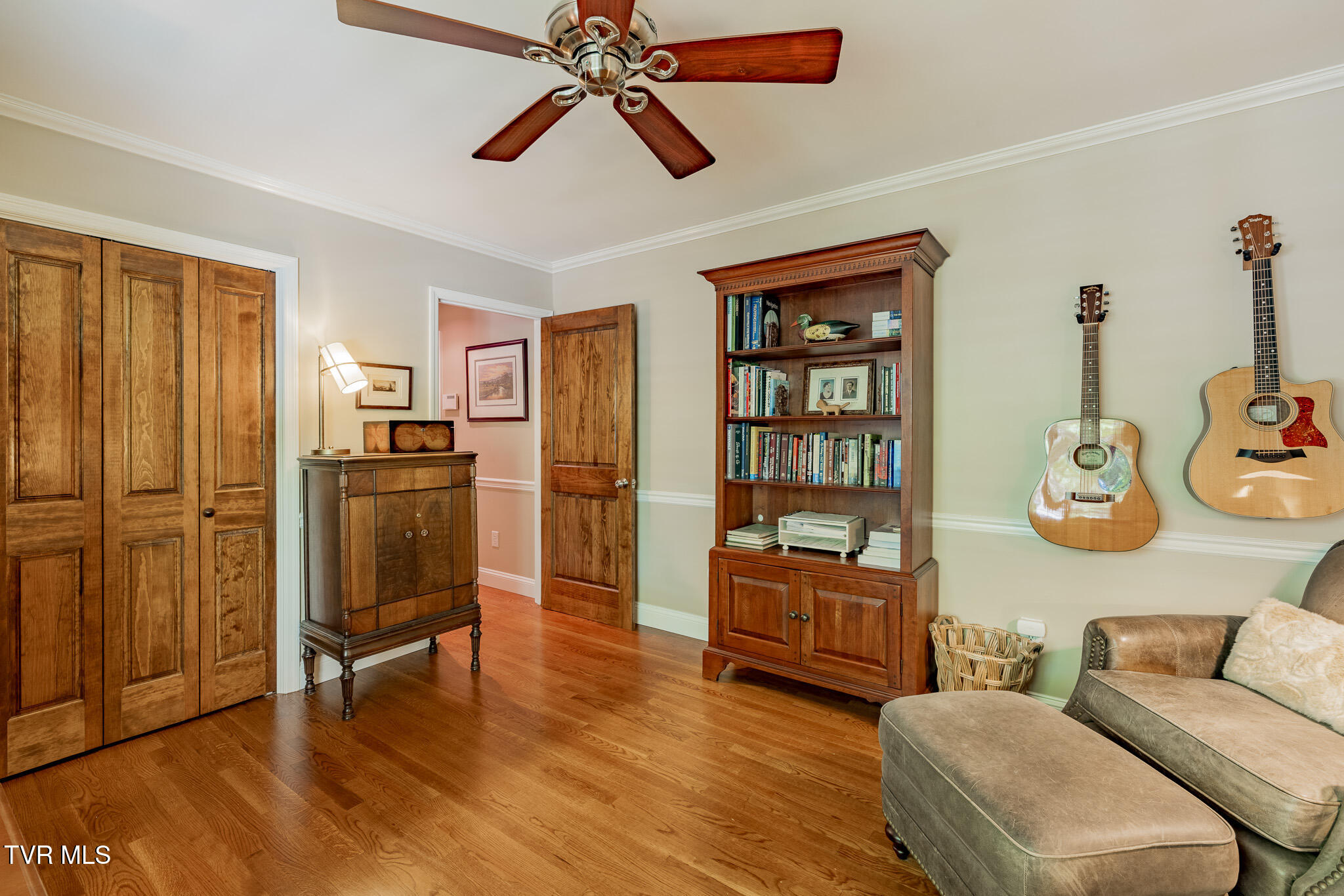 233 Patrick Henry Circle